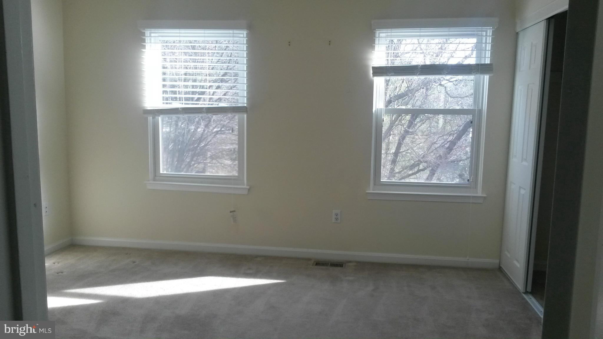 LANDING GLEN - Residential Lease