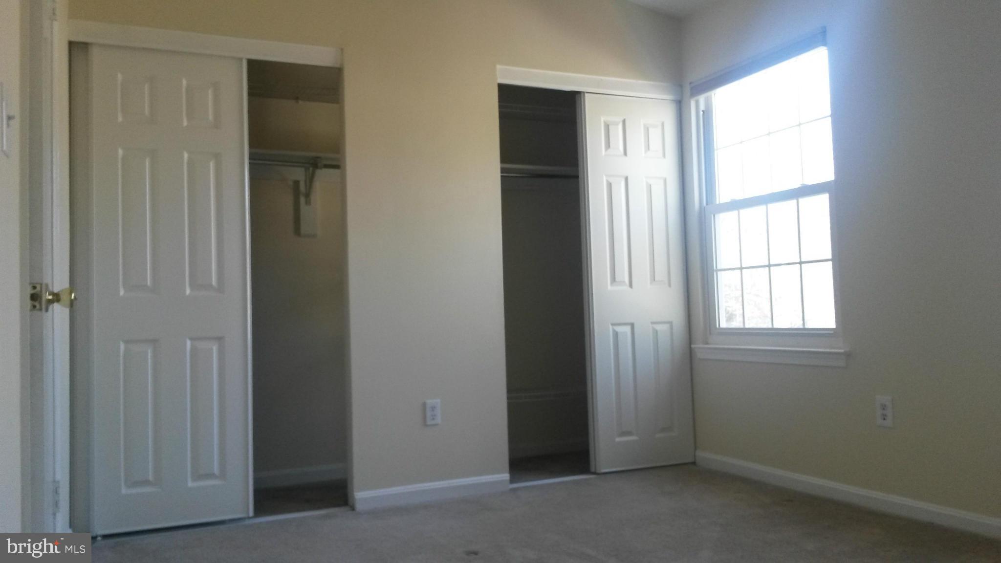 LANDING GLEN - Residential Lease