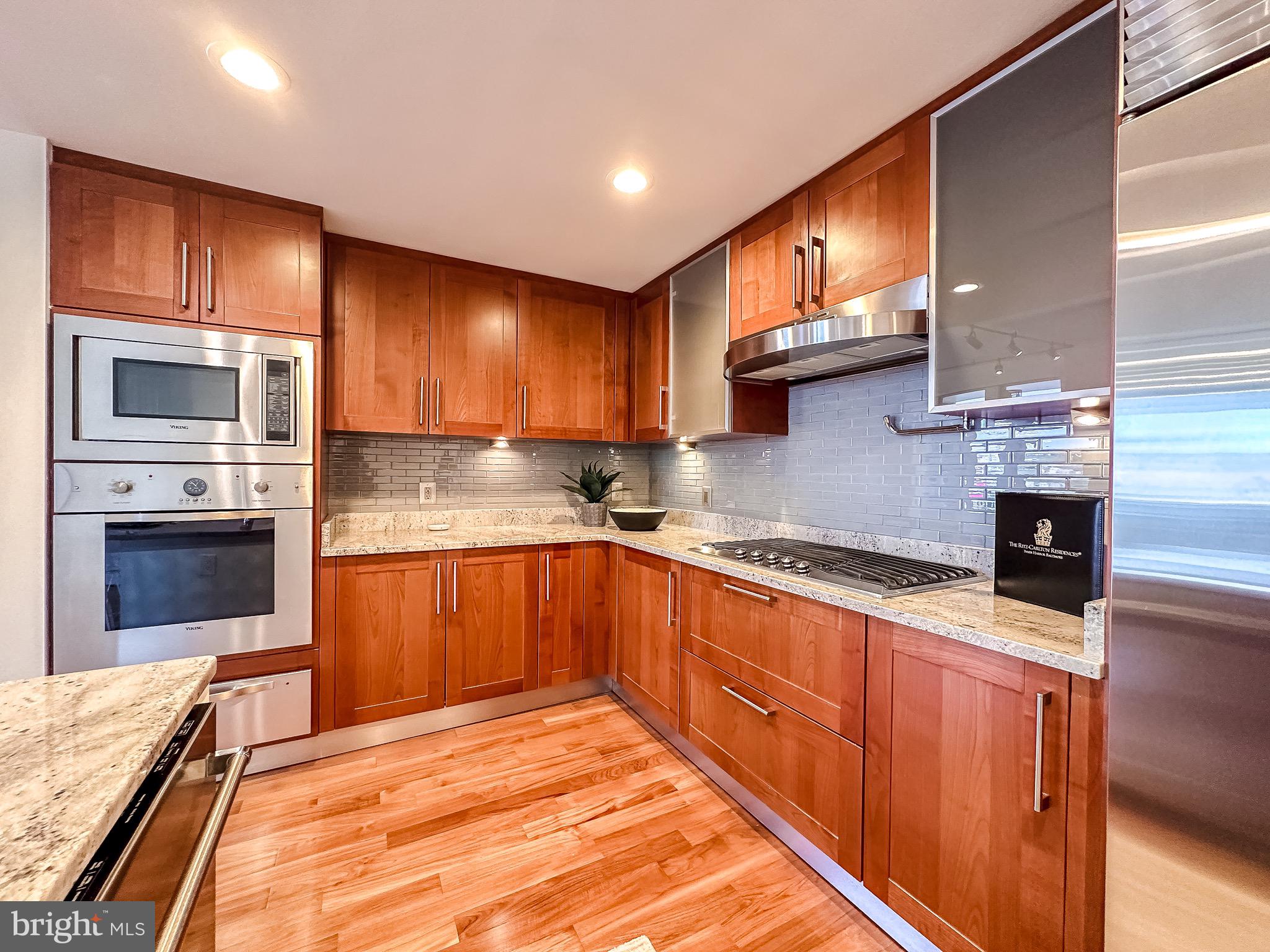 INNER HARBOR - Residential