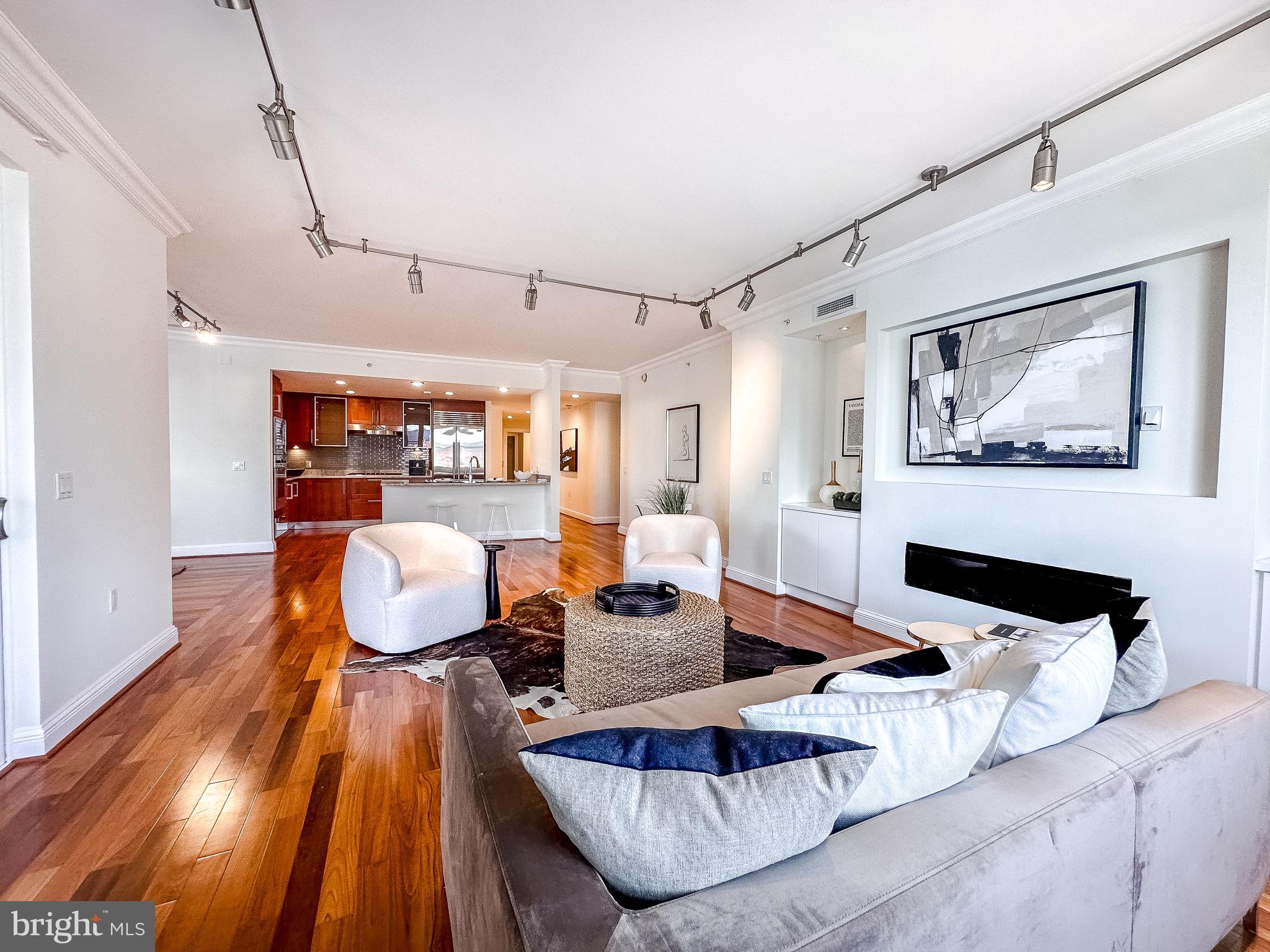 INNER HARBOR - Residential