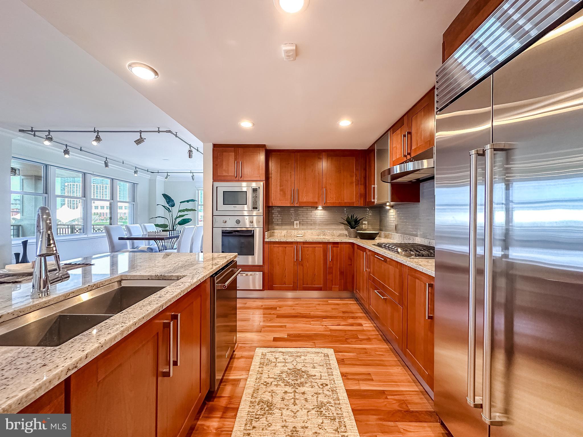 INNER HARBOR - Residential