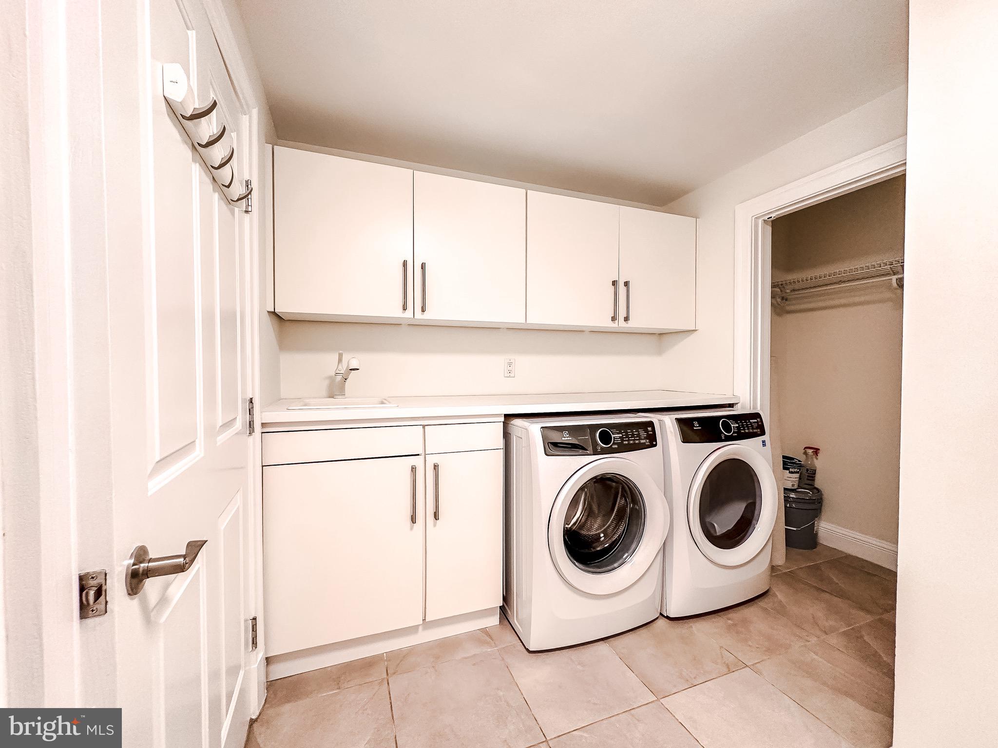 INNER HARBOR - Residential