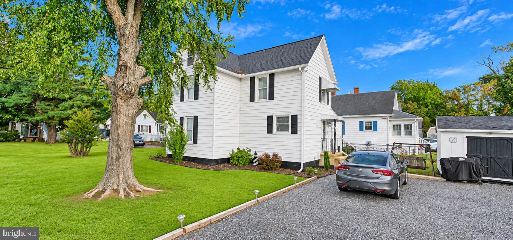 700 CEDAR STREET