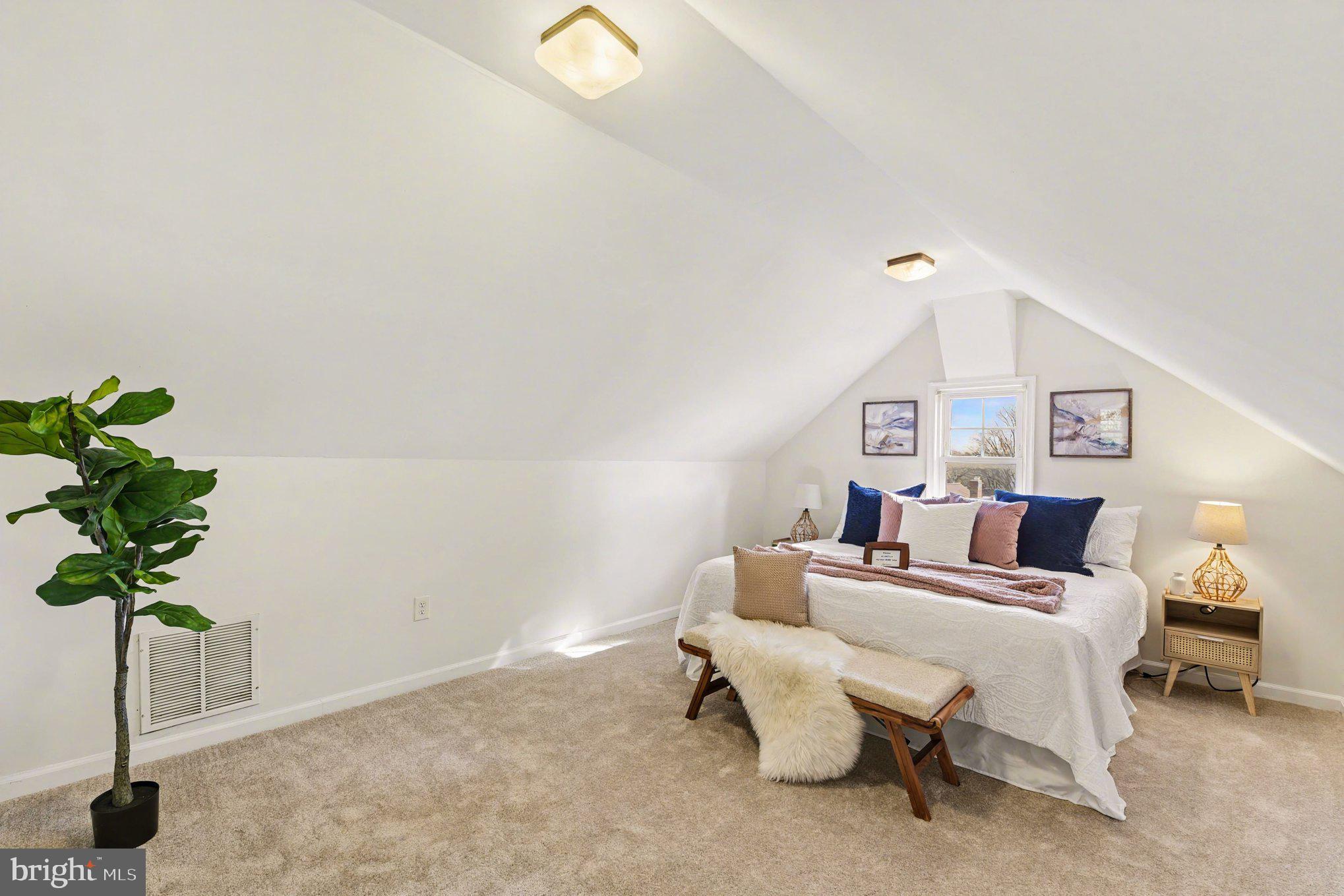 HAMILTON HEIGHTS - Residential