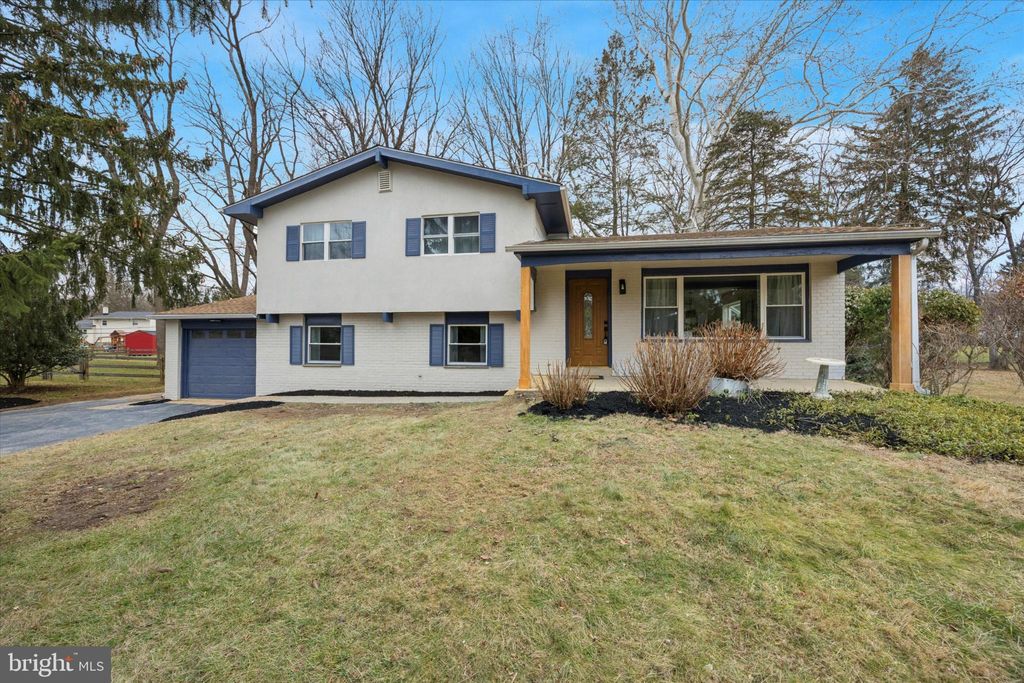 Photo of 13 Winding Way, MALVERN, PA 19355 (MLS # PACT2115440)