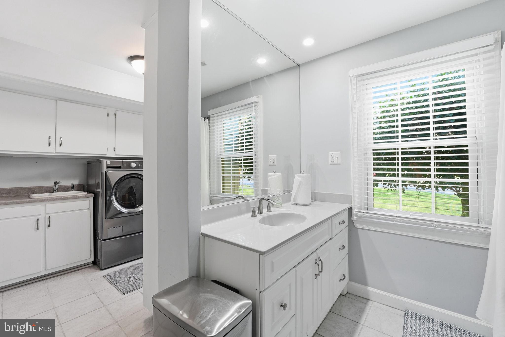 TANTALLON ON THE POTOMAC - Residential