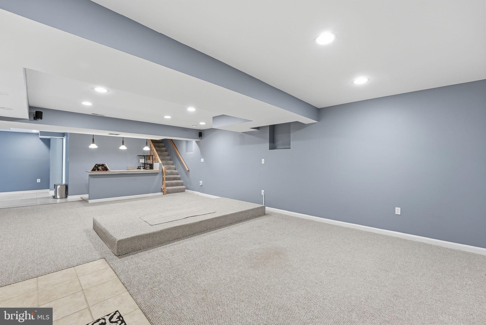 TANTALLON ON THE POTOMAC - Residential