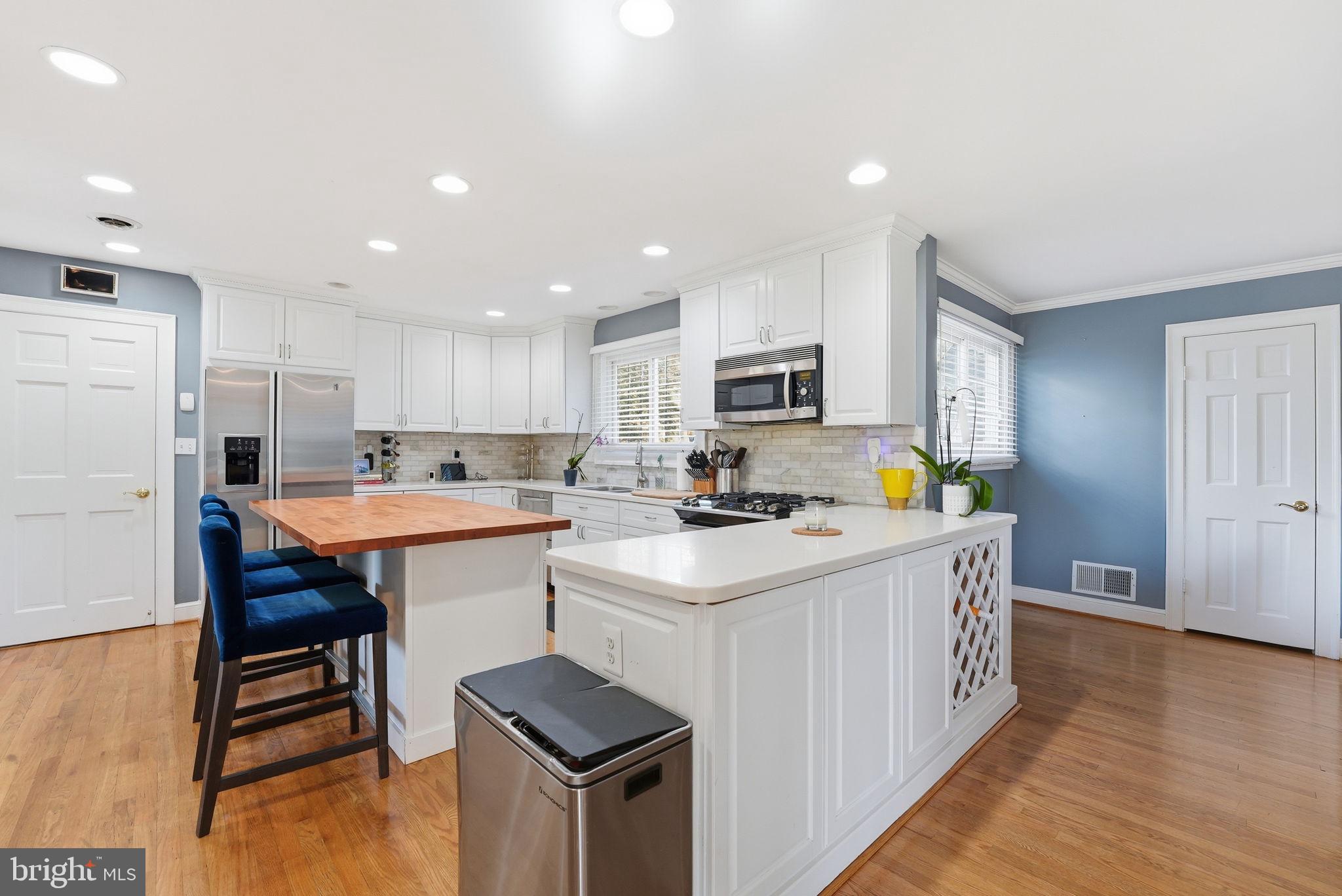 TANTALLON ON THE POTOMAC - Residential