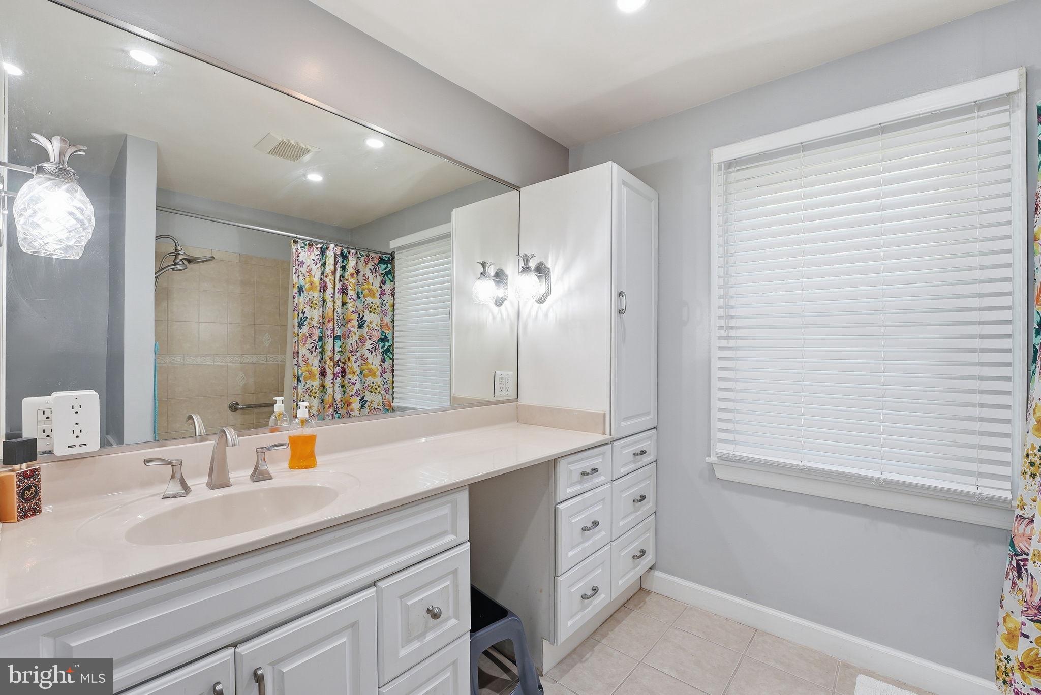 TANTALLON ON THE POTOMAC - Residential