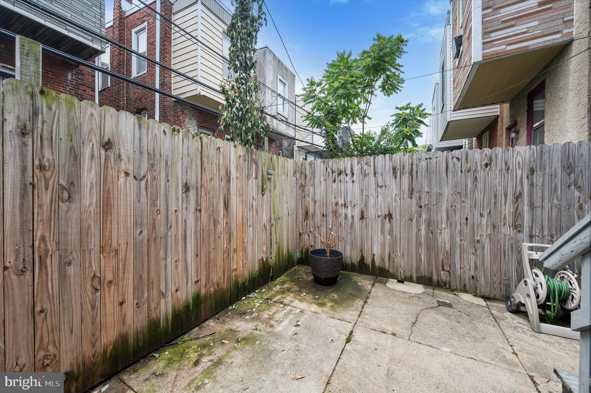 COBBS CREEK - Residential