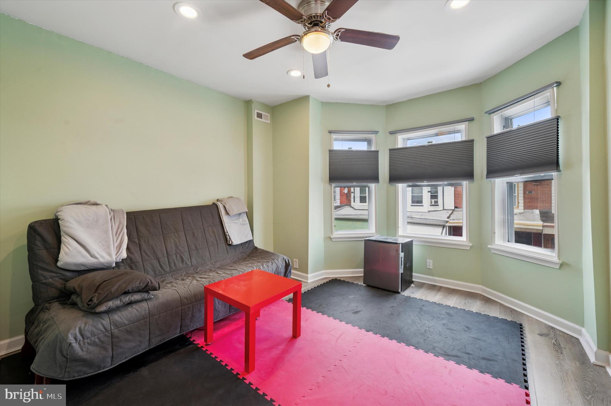 COBBS CREEK - Residential