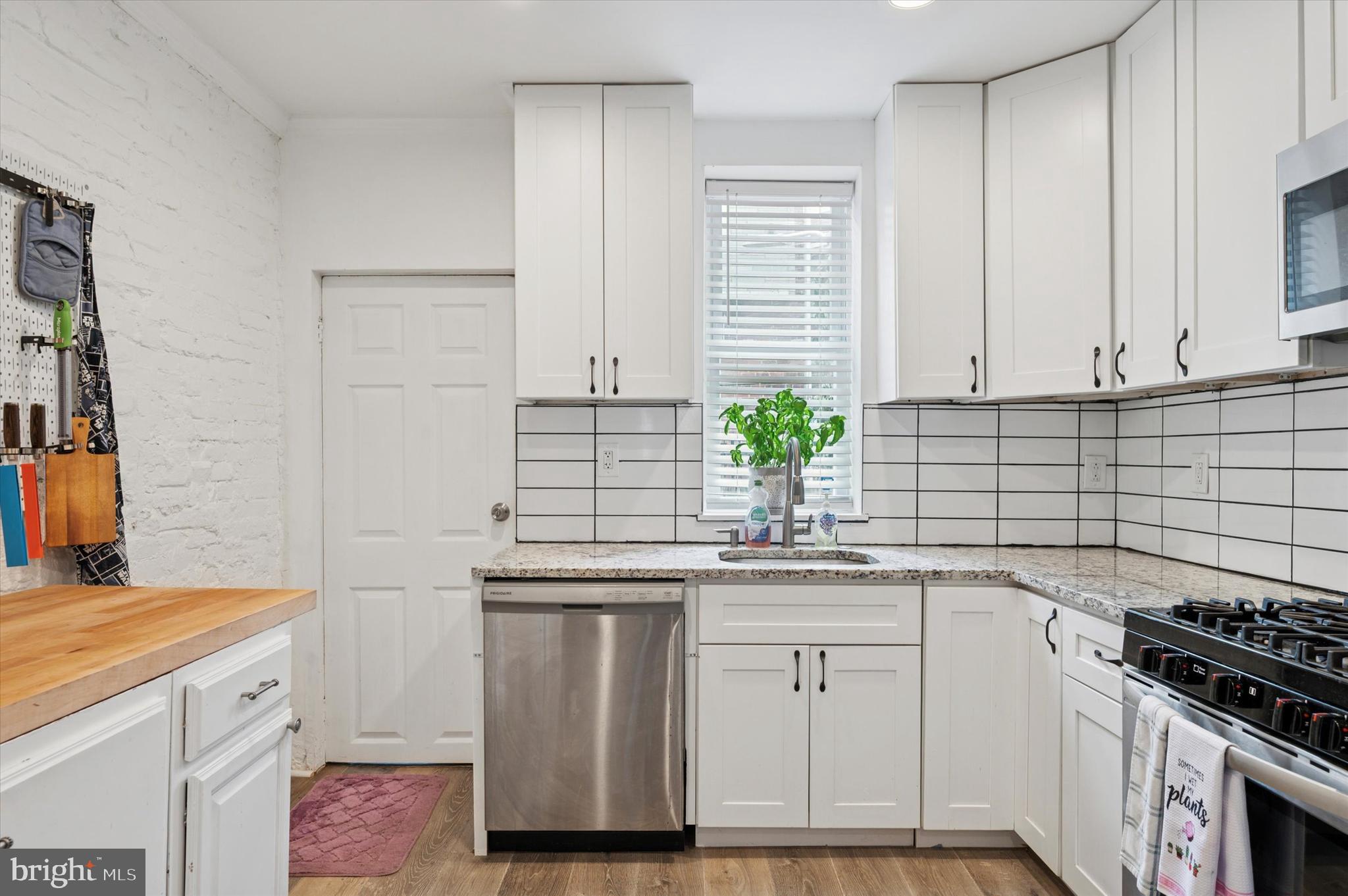 COBBS CREEK - Residential