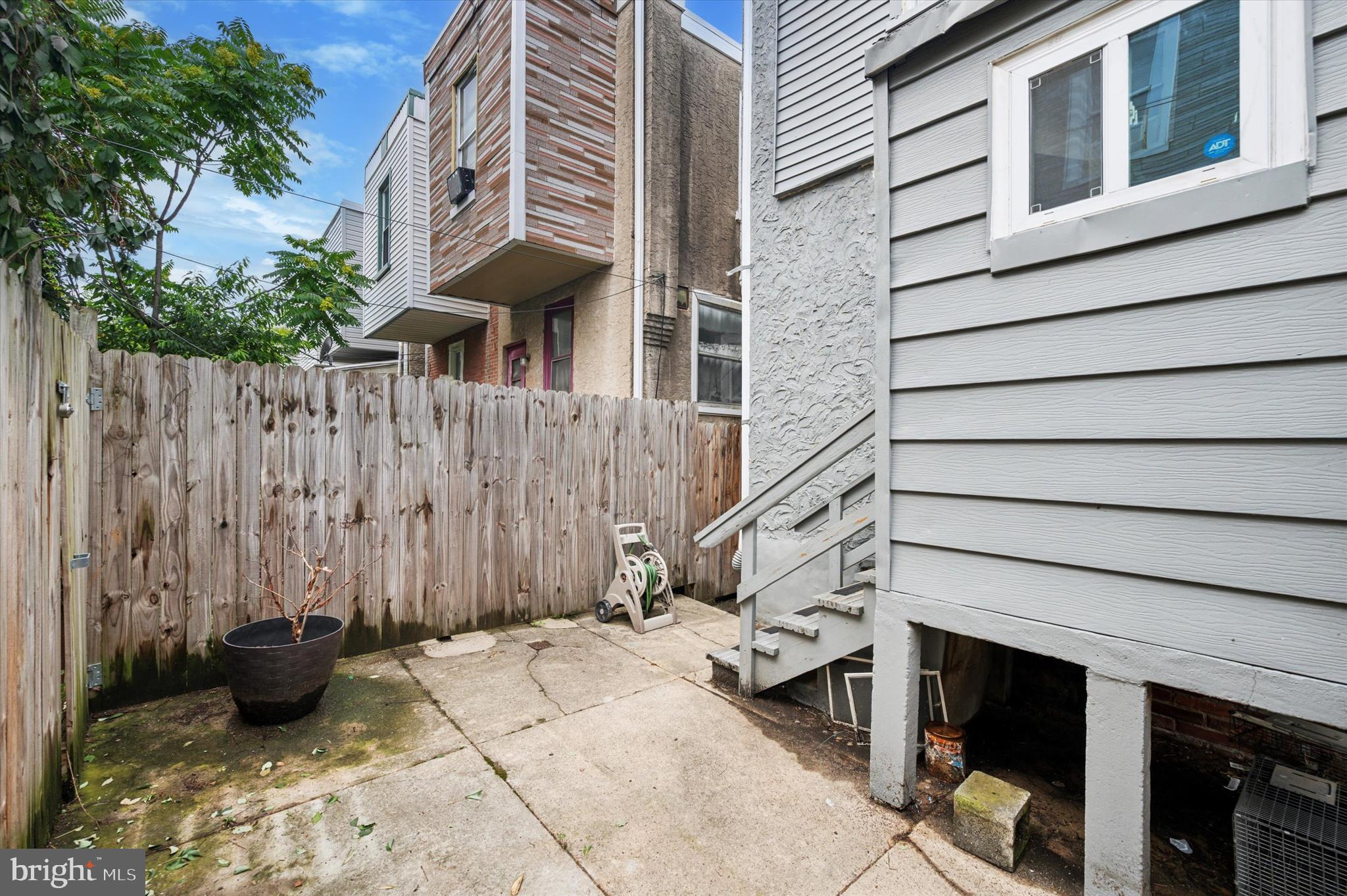 COBBS CREEK - Residential