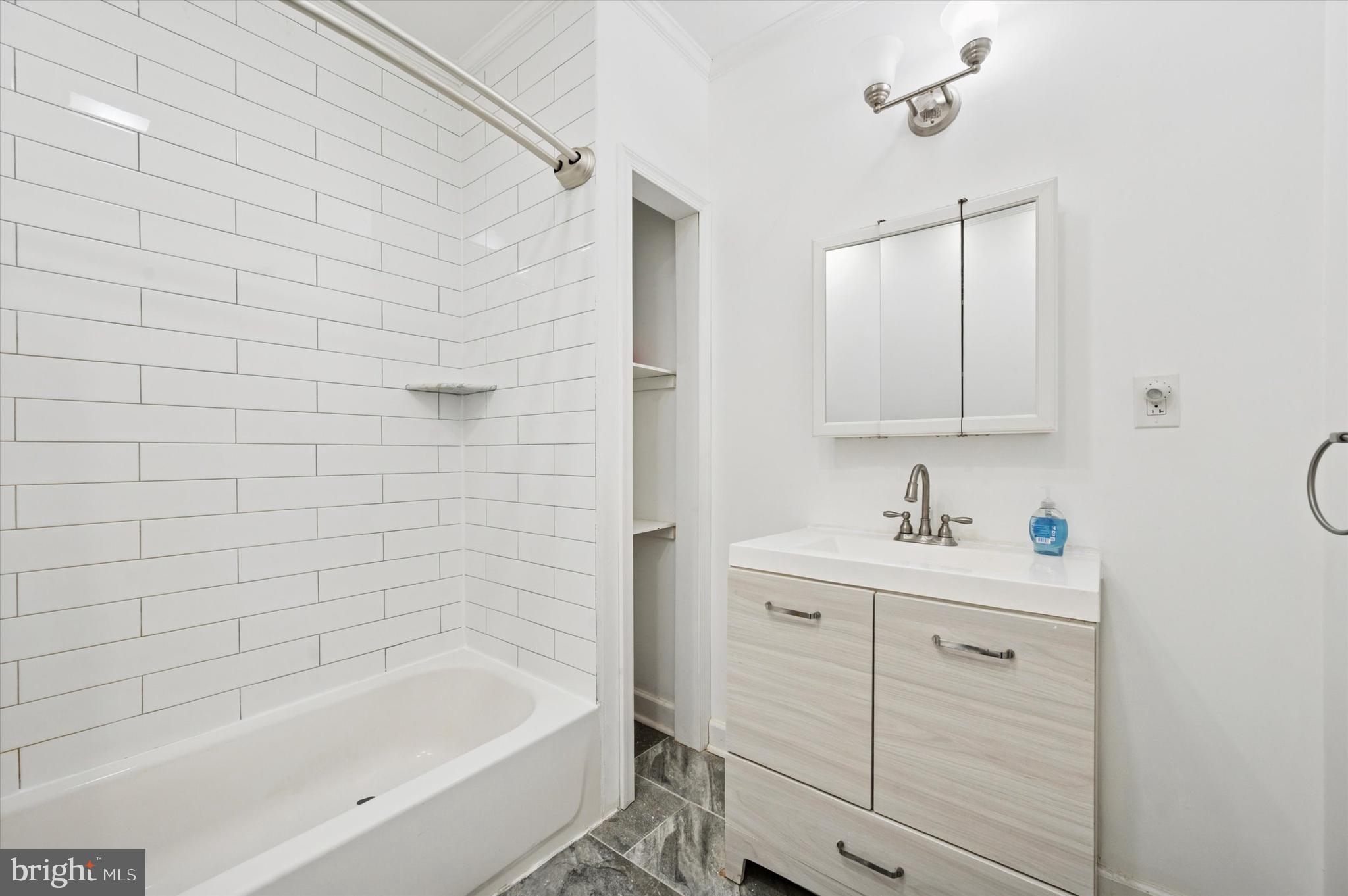 COBBS CREEK - Residential