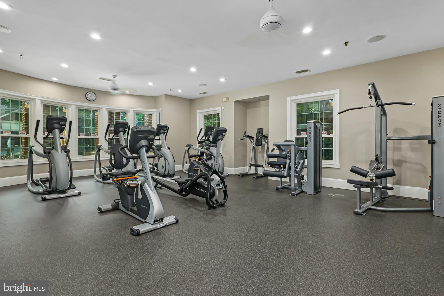 GATES OF MCLEAN - Residential