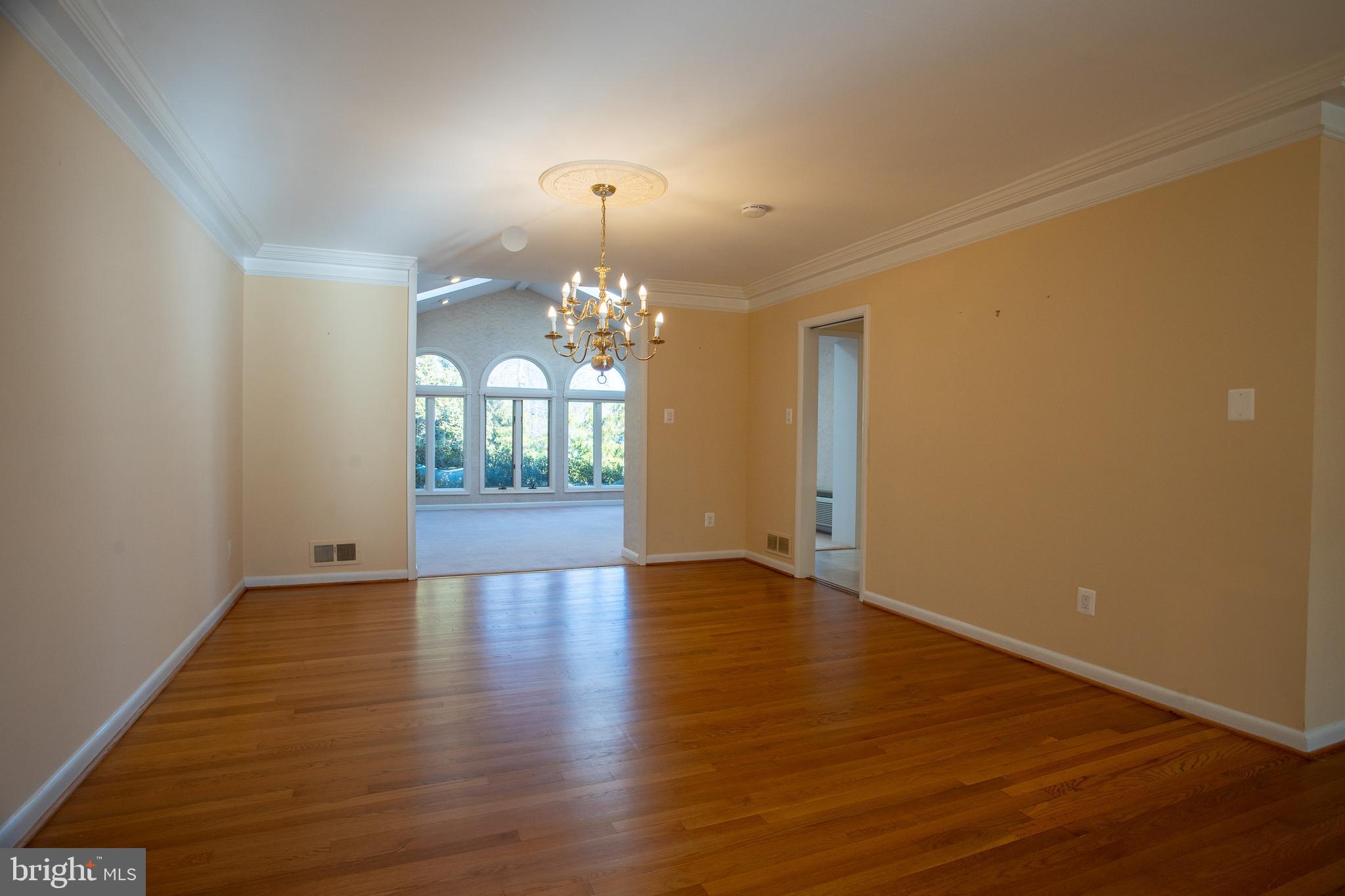 KENWOOD PARK - Residential Lease