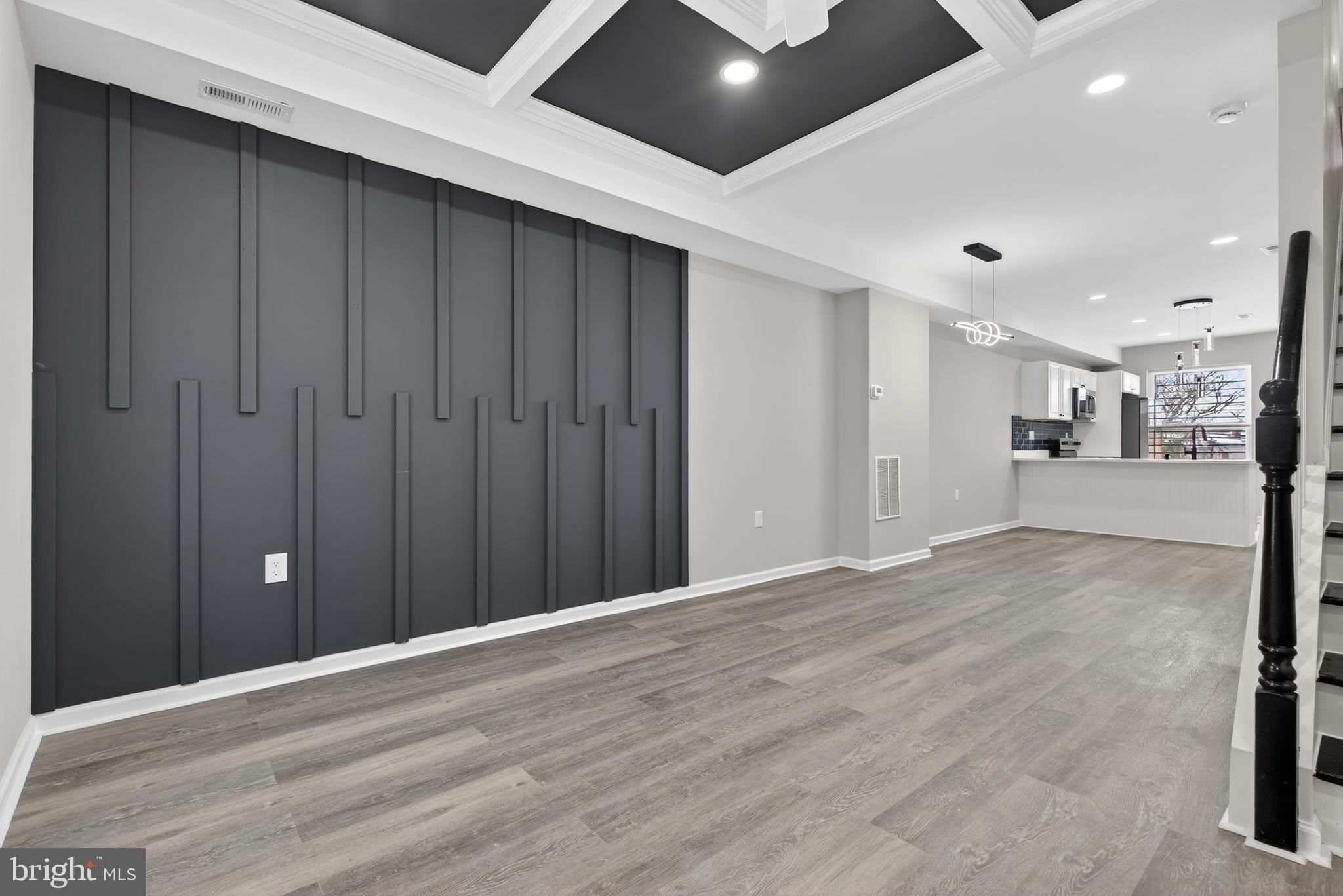 SHIPLEY HILL - Residential