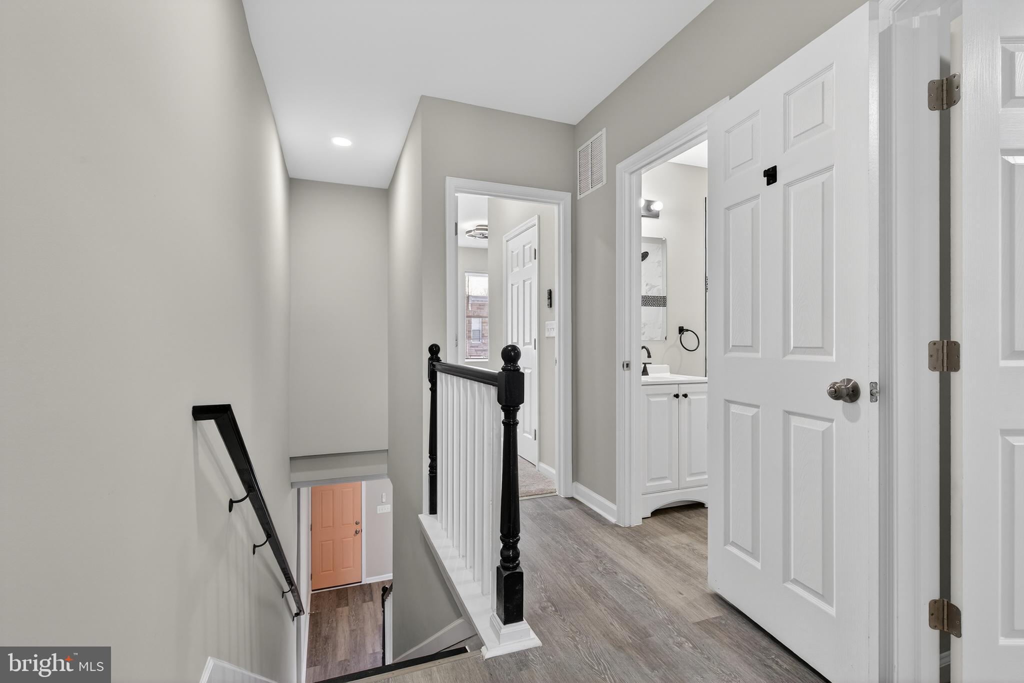 SHIPLEY HILL - Residential