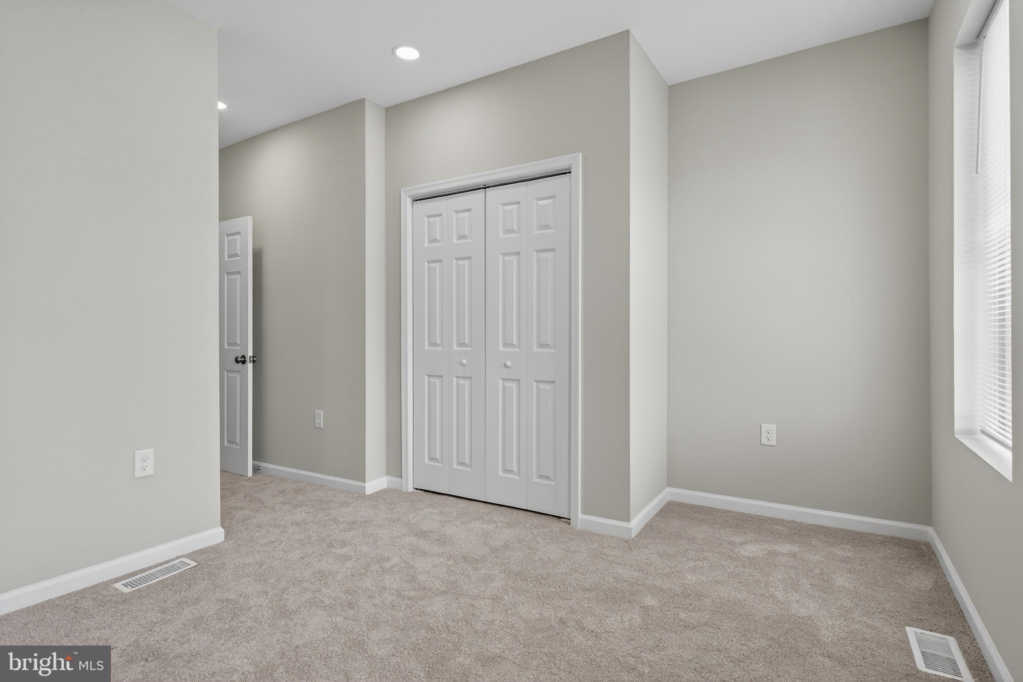 SHIPLEY HILL - Residential