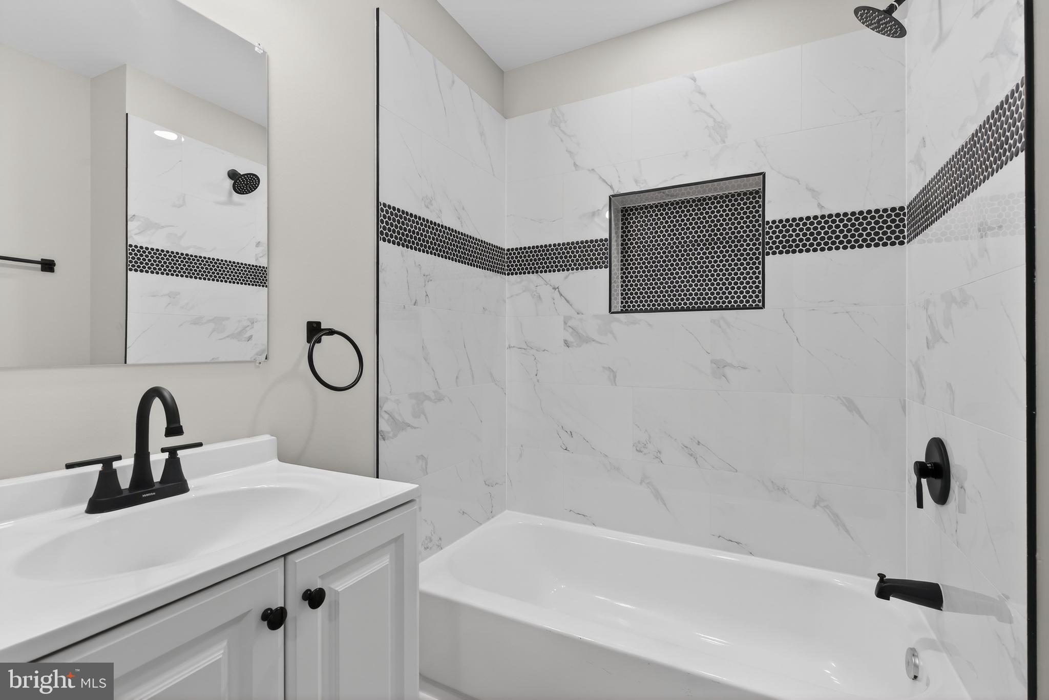 SHIPLEY HILL - Residential