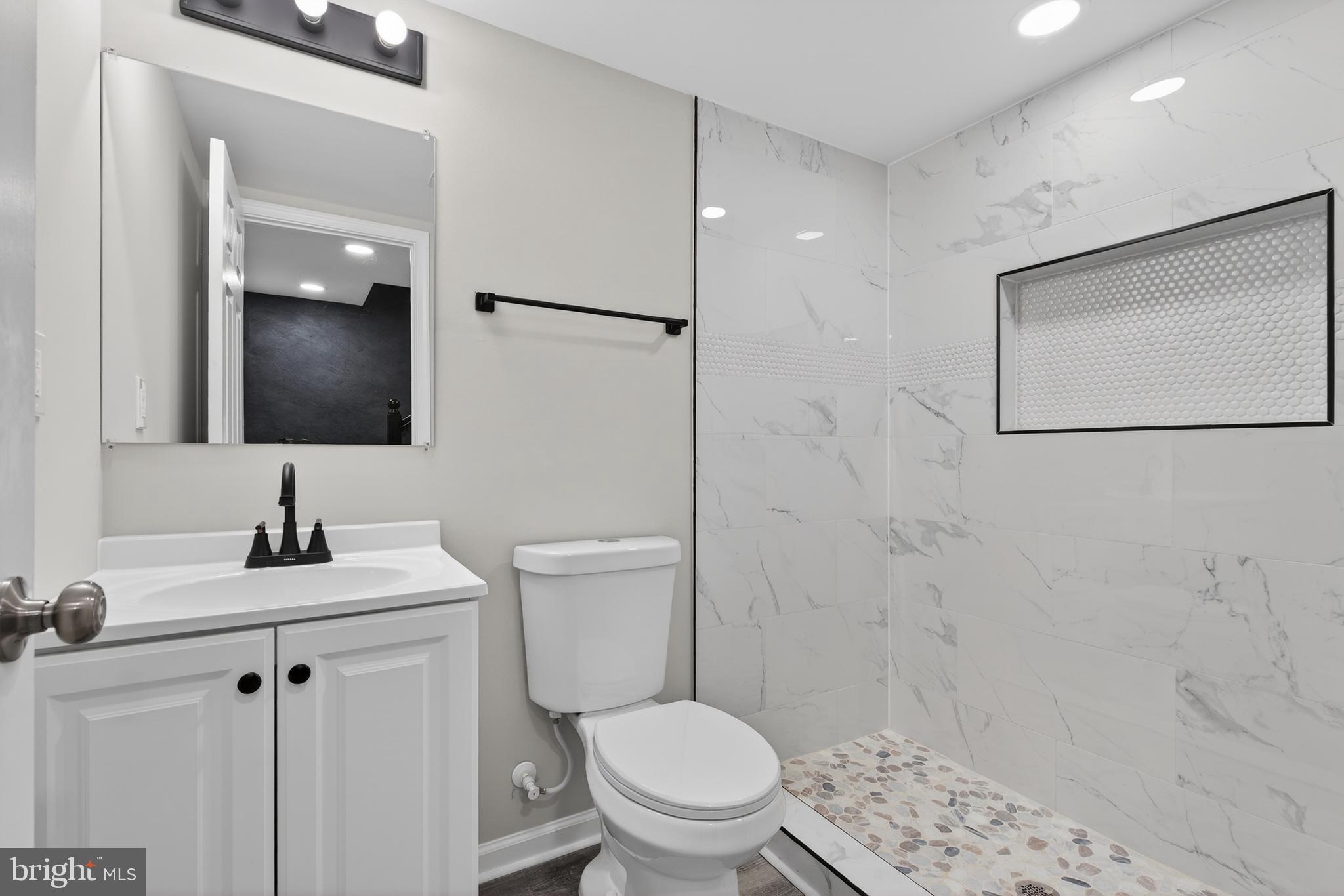 SHIPLEY HILL - Residential