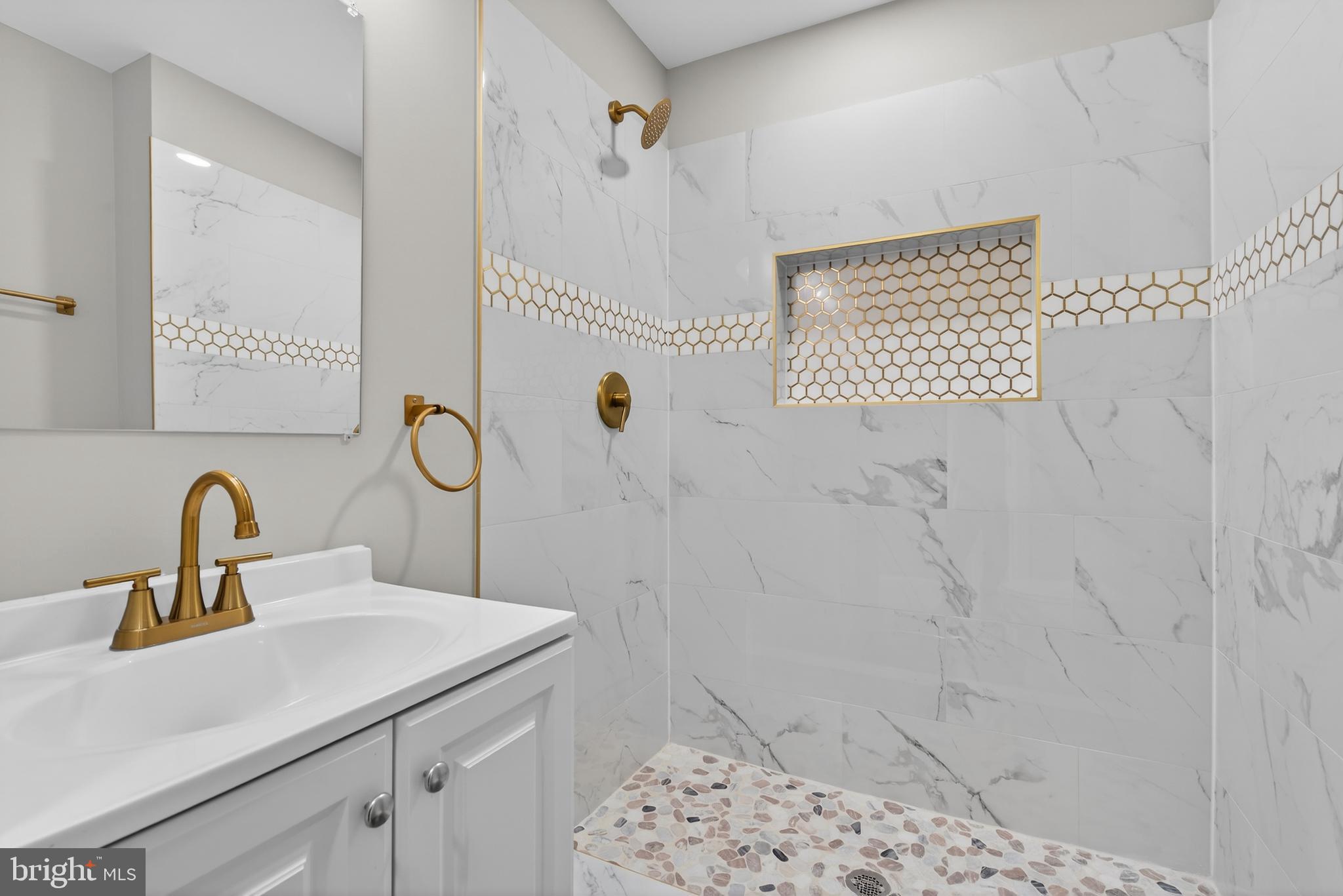 SHIPLEY HILL - Residential