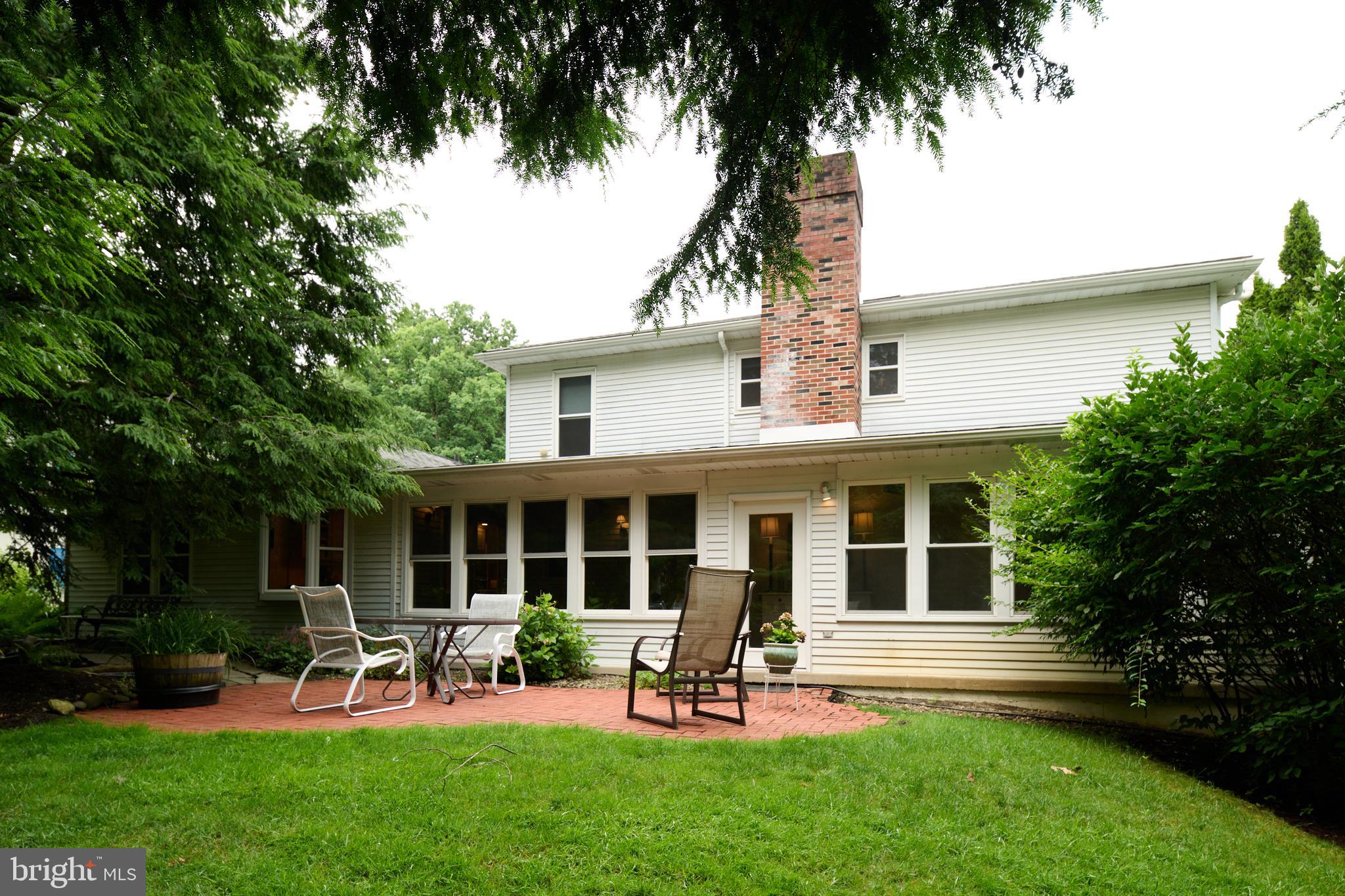 654 STONELEDGE ROAD