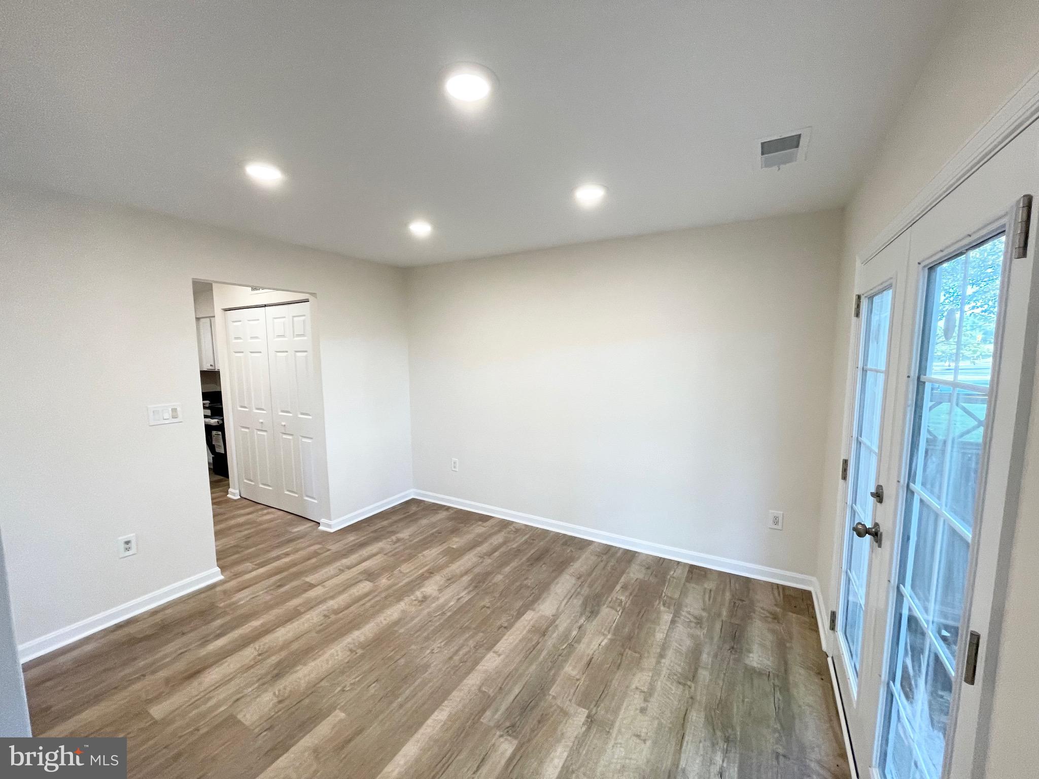 THE VILLAGE AT GREENS OF PATUXENT - Residential