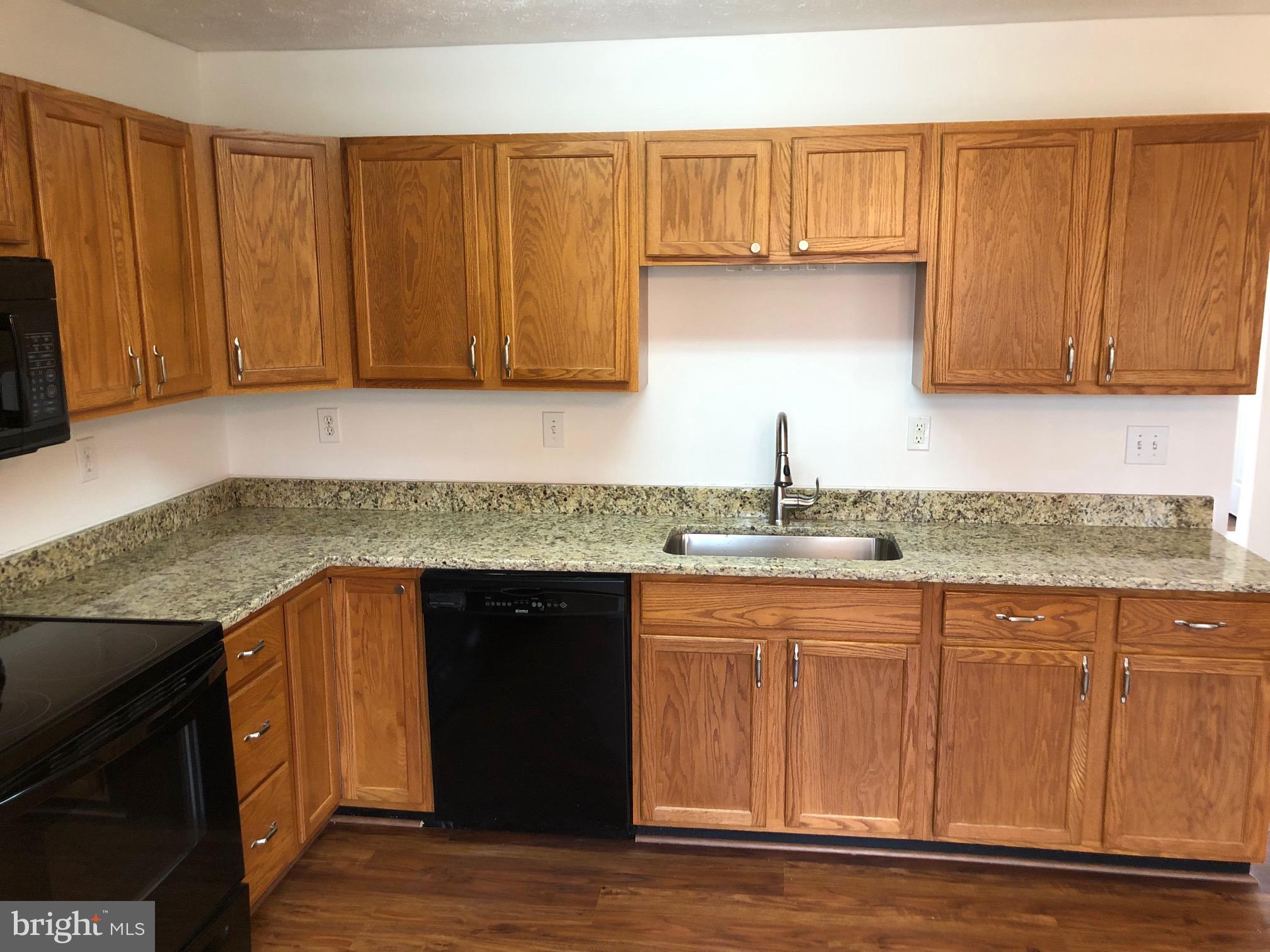 COVENTRY CREEK - Residential Lease