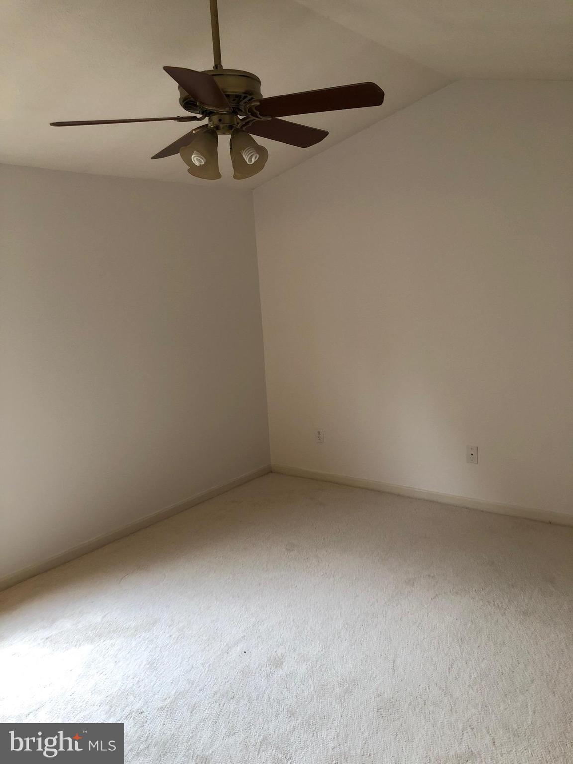 COVENTRY CREEK - Residential Lease