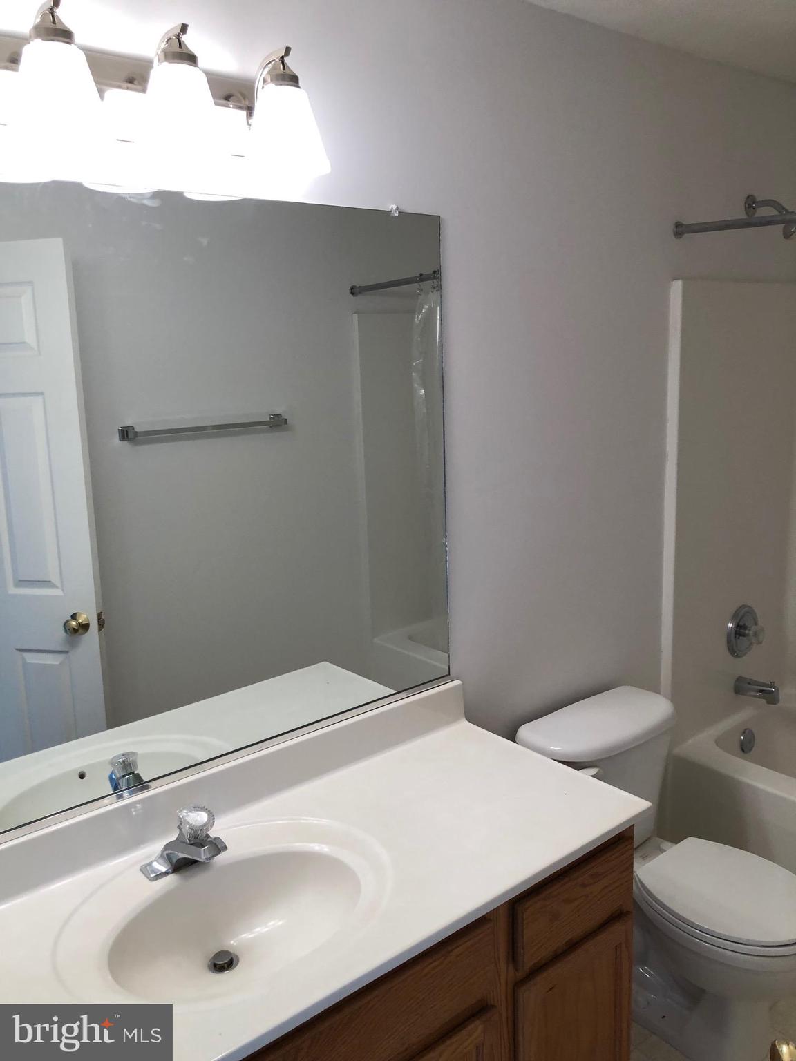 COVENTRY CREEK - Residential Lease