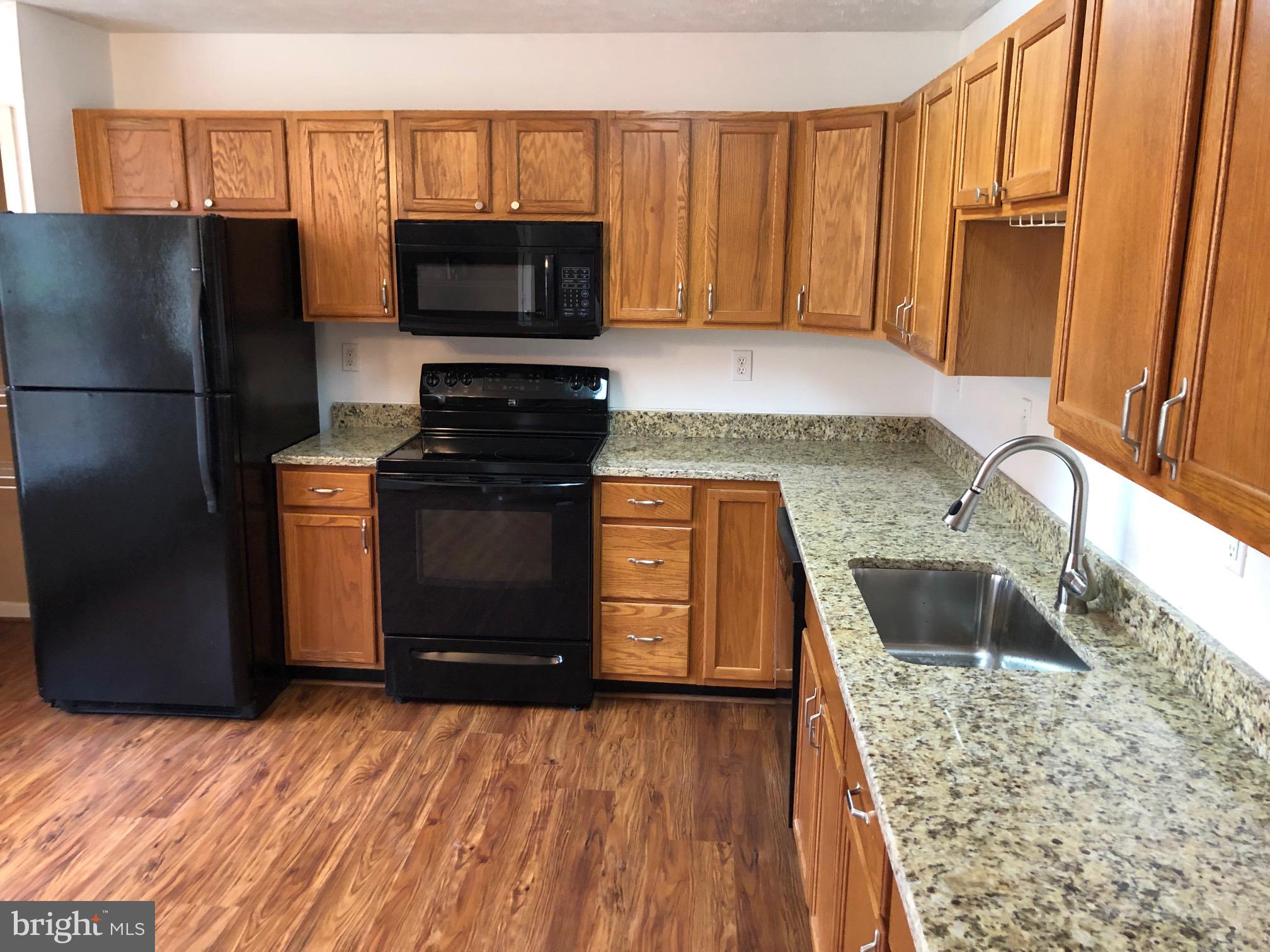 COVENTRY CREEK - Residential Lease