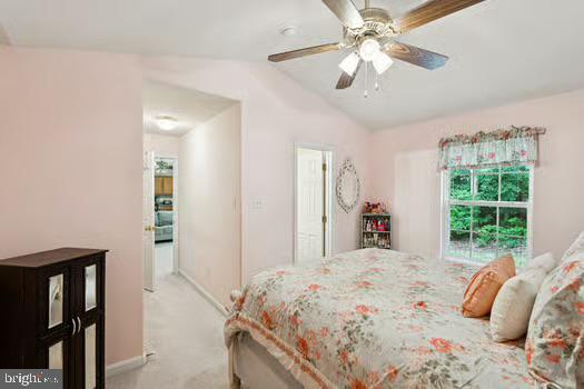 PRESIDENTIAL LAKES - Residential