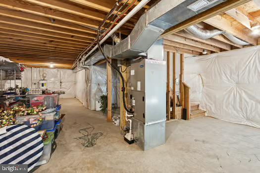 PRESIDENTIAL LAKES - Residential