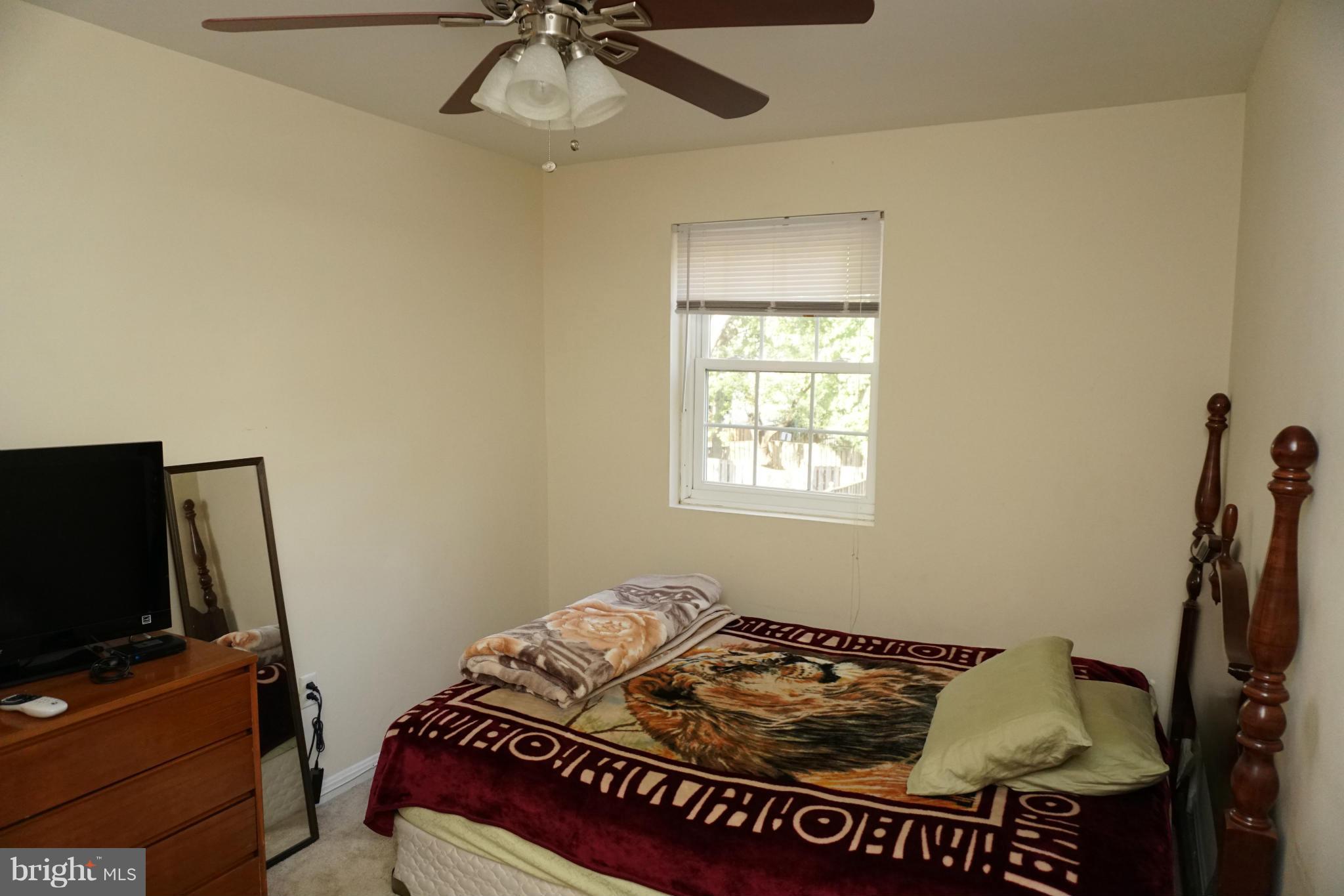 GEORGETOWN WOODS - Residential