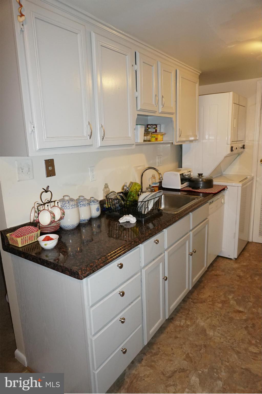 GEORGETOWN WOODS - Residential