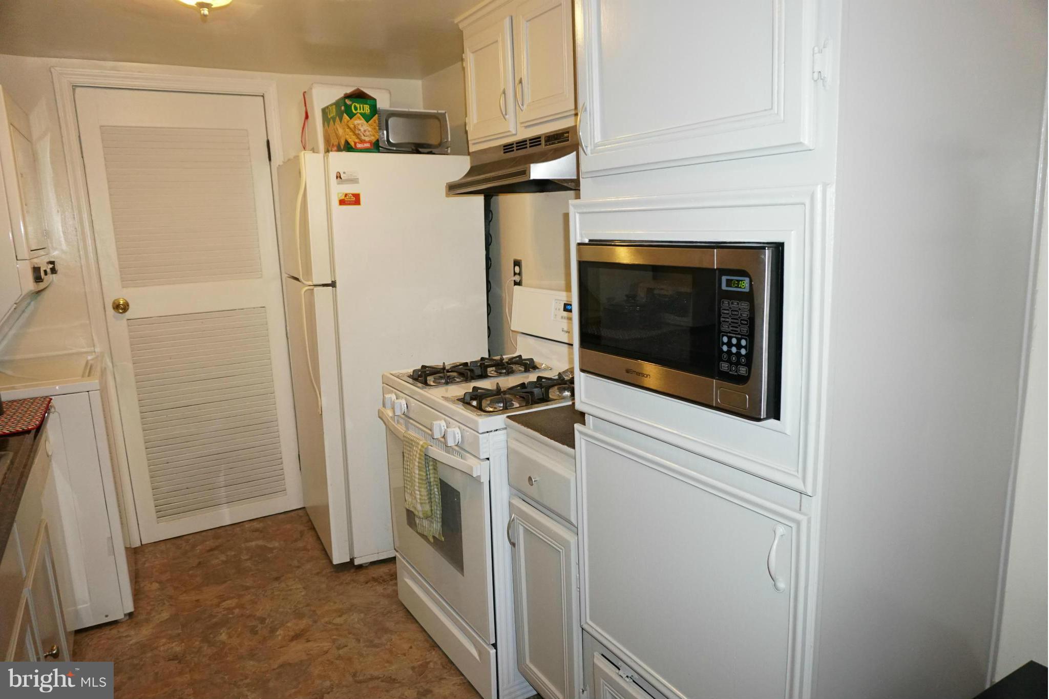 GEORGETOWN WOODS - Residential