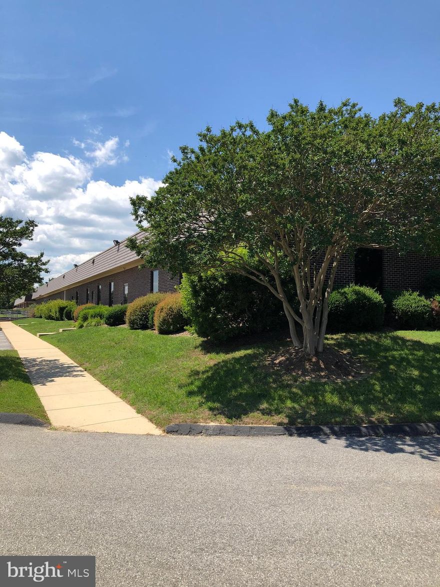 Lease  10,000  SF of Office space close to Pax River NAS, the St. Mary's County Regional Airport, UMD UAS Test Site, Wildewood and more. This space has fifty( 50)+, 1-3+ person offices,  three (3) conference rooms, six (6) lab spaces and more. This space has a private parking lot, entrance and more all at ground level.