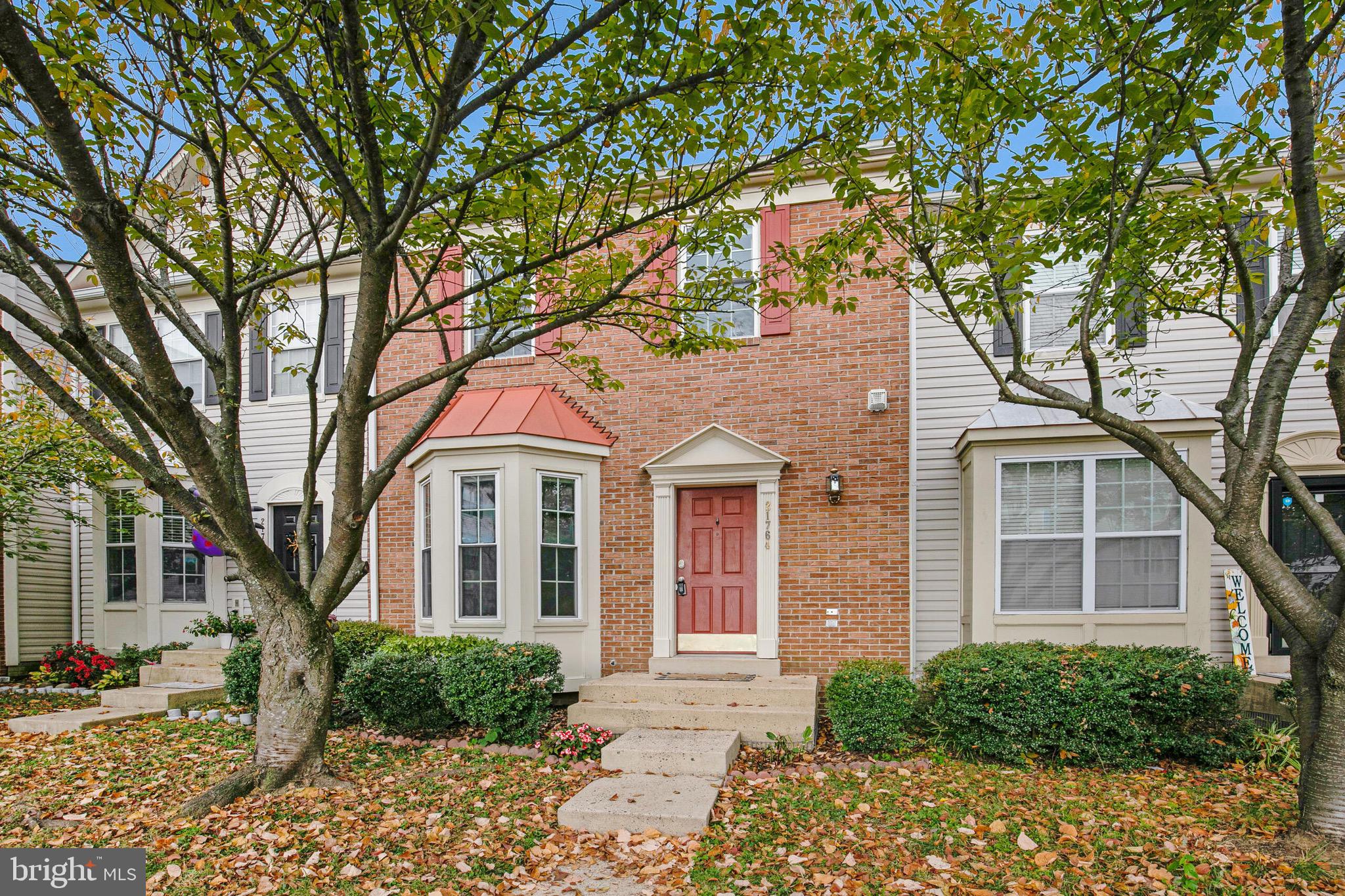 CROSSROADS MANOR - Residential Lease