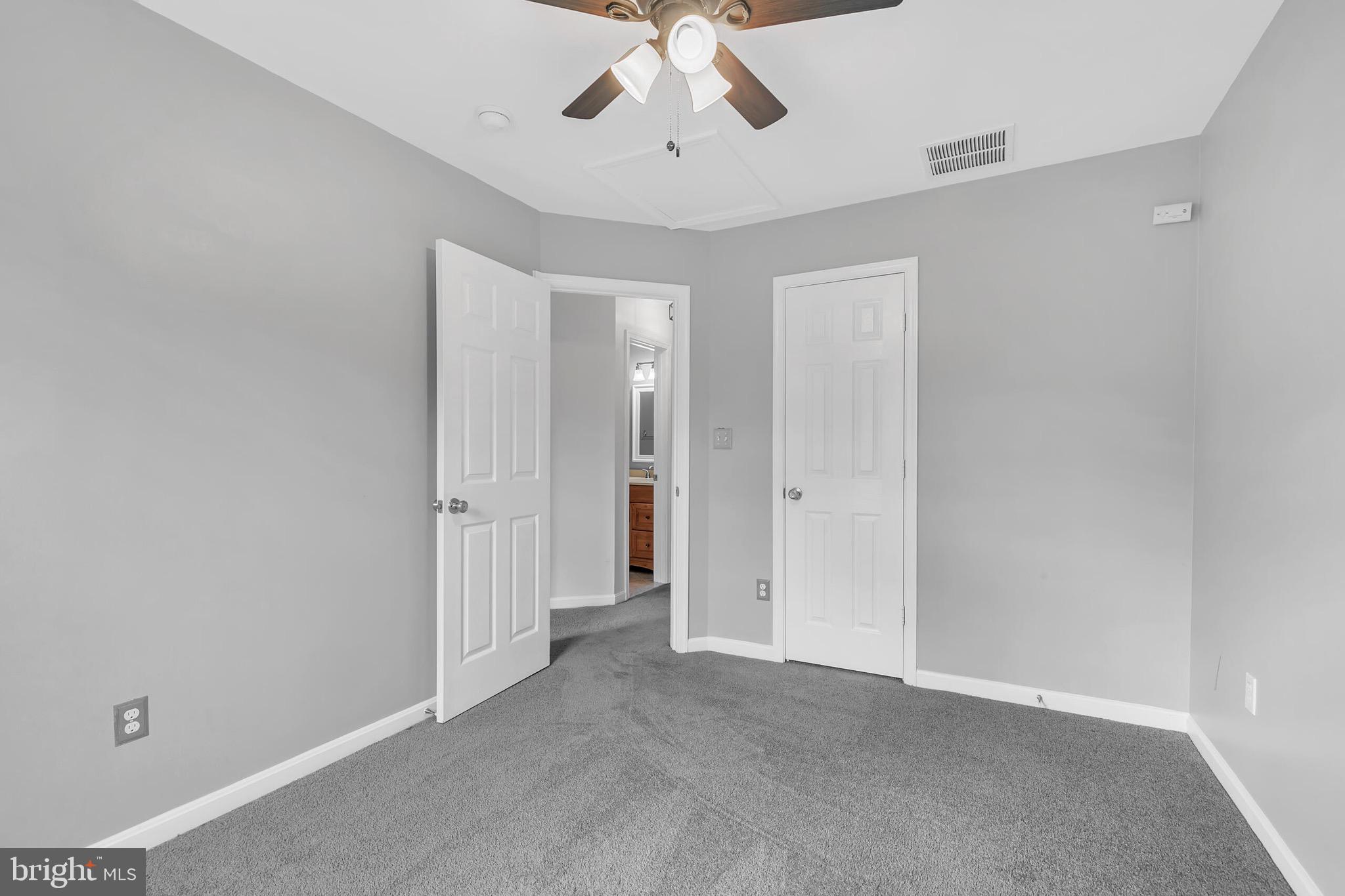 CROSSROADS MANOR - Residential Lease