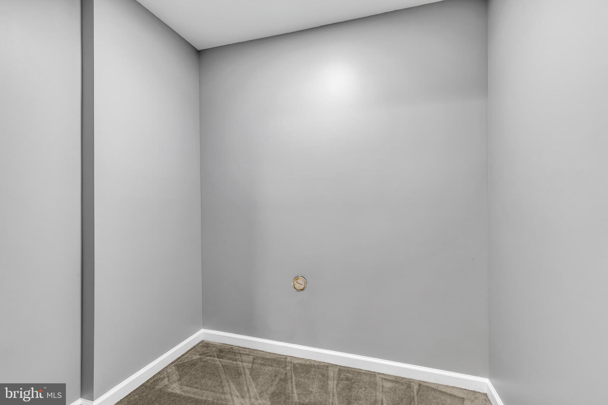 CROSSROADS MANOR - Residential Lease