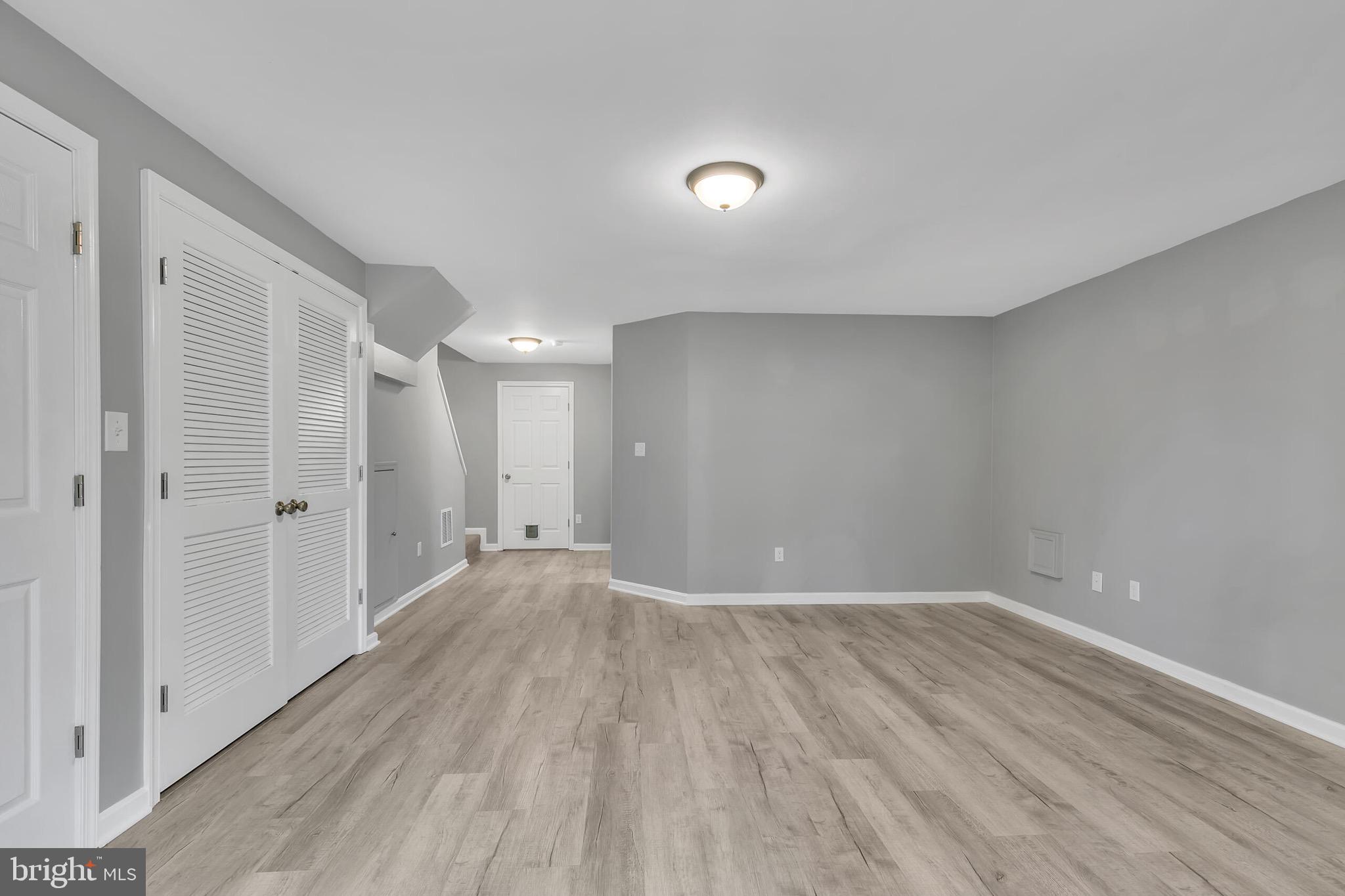 CROSSROADS MANOR - Residential Lease