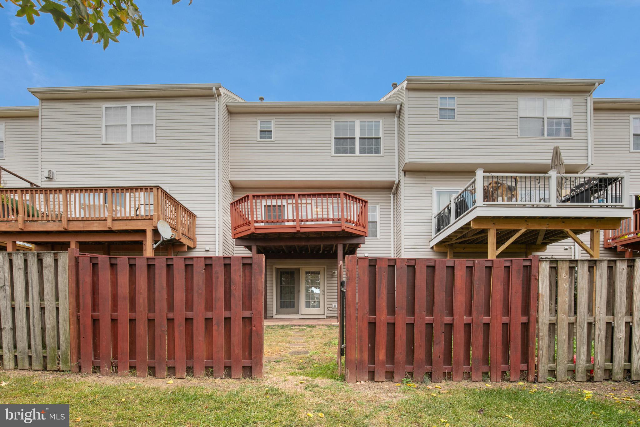 CROSSROADS MANOR - Residential Lease