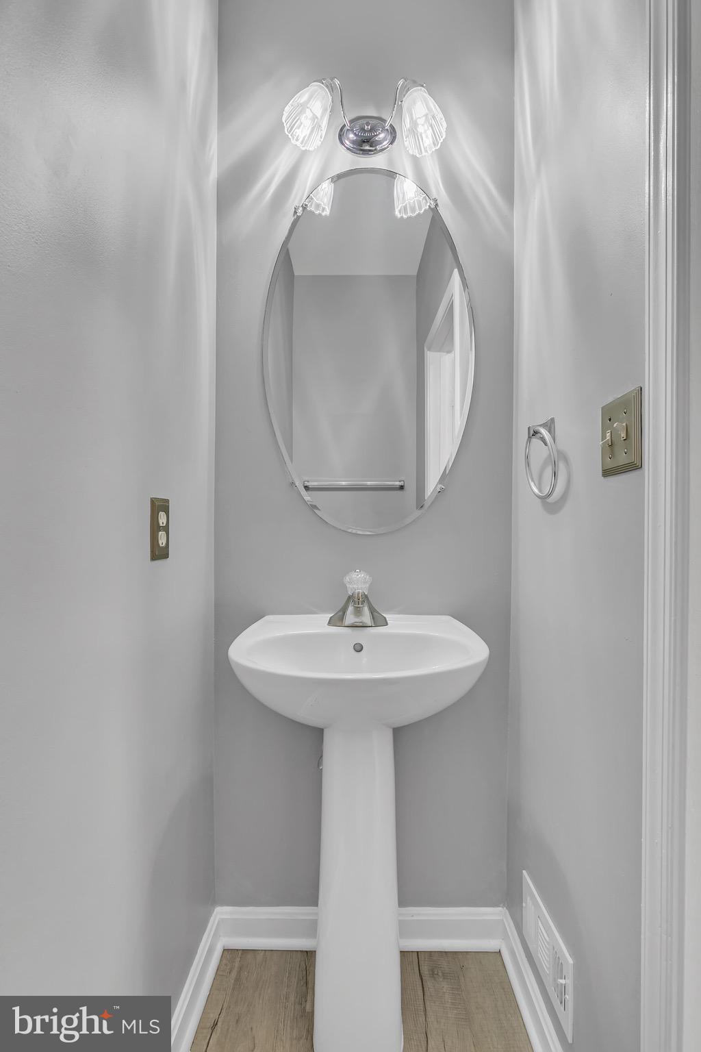 CROSSROADS MANOR - Residential Lease