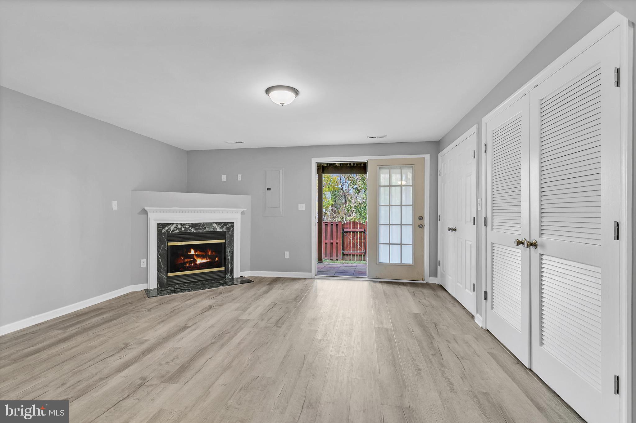 CROSSROADS MANOR - Residential Lease