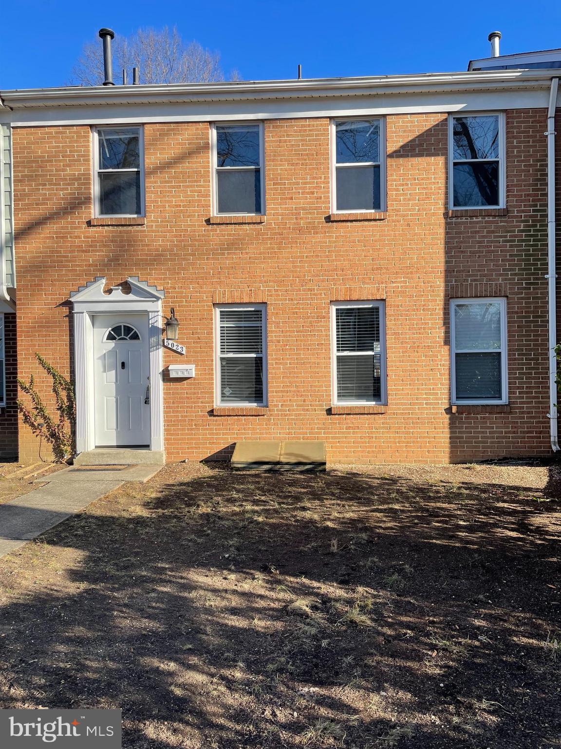 COLLEGE PARK - Residential Lease