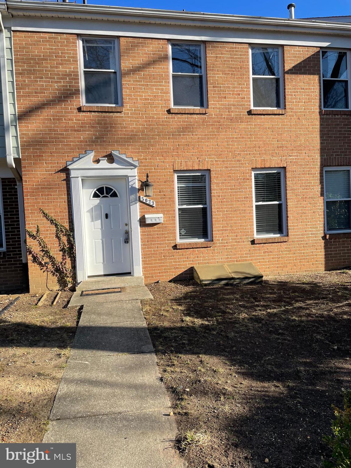 COLLEGE PARK - Residential Lease