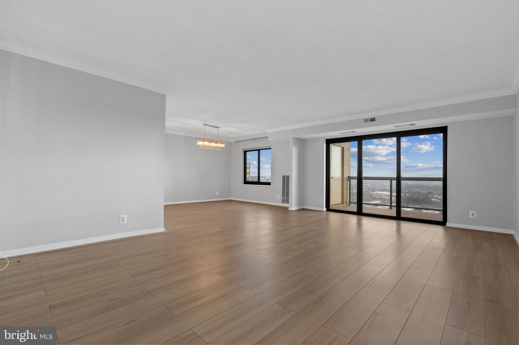 WATERGATE AT LANDMARK - Residential