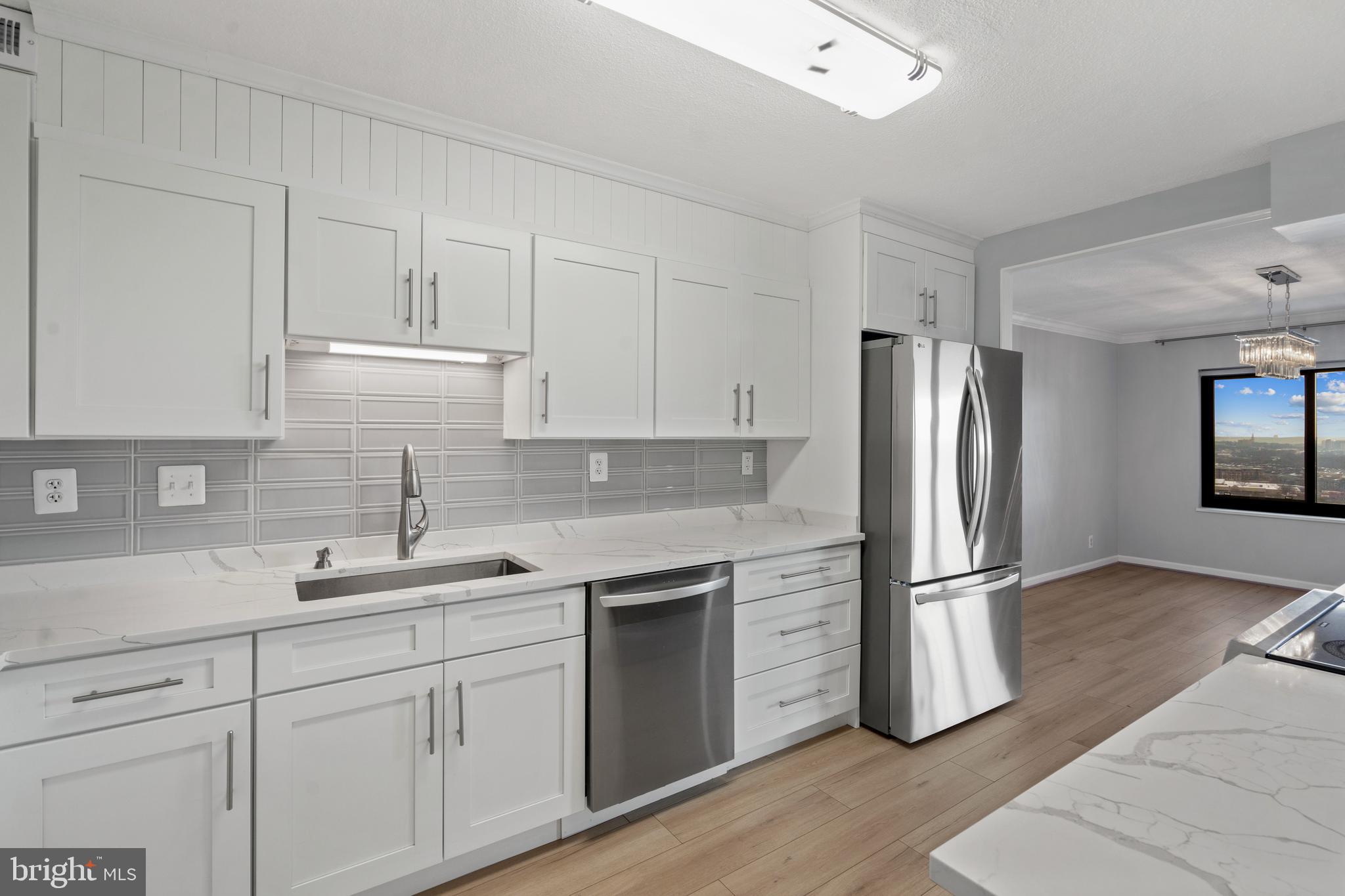 WATERGATE AT LANDMARK - Residential