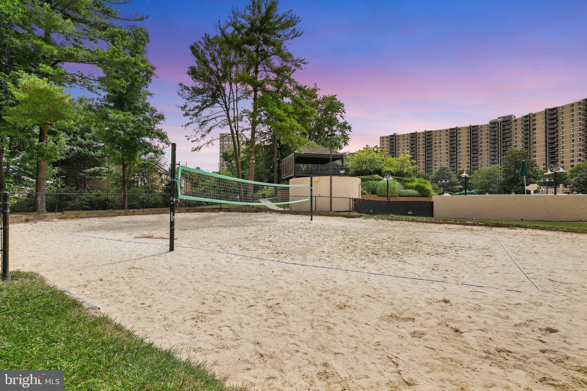 WATERGATE AT LANDMARK - Residential